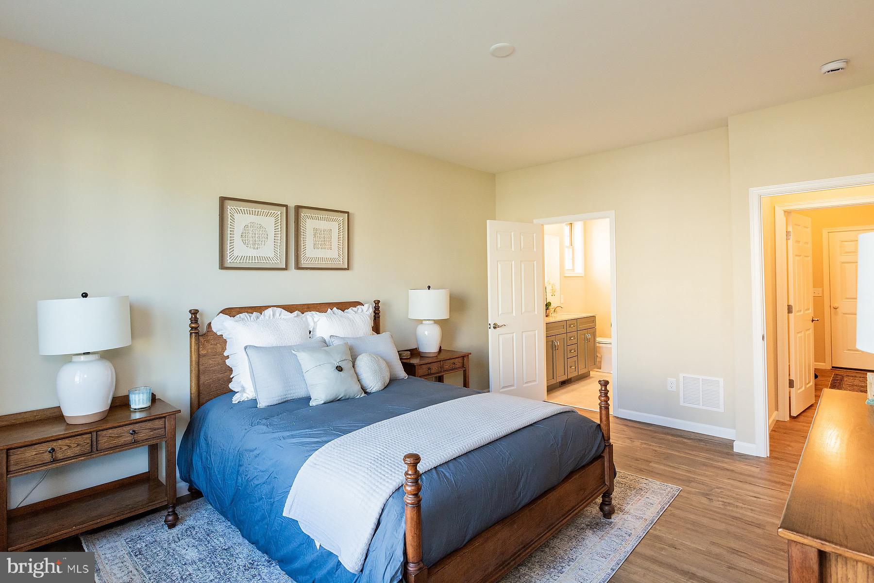 HONEYCROFT VILLAGE - Residential