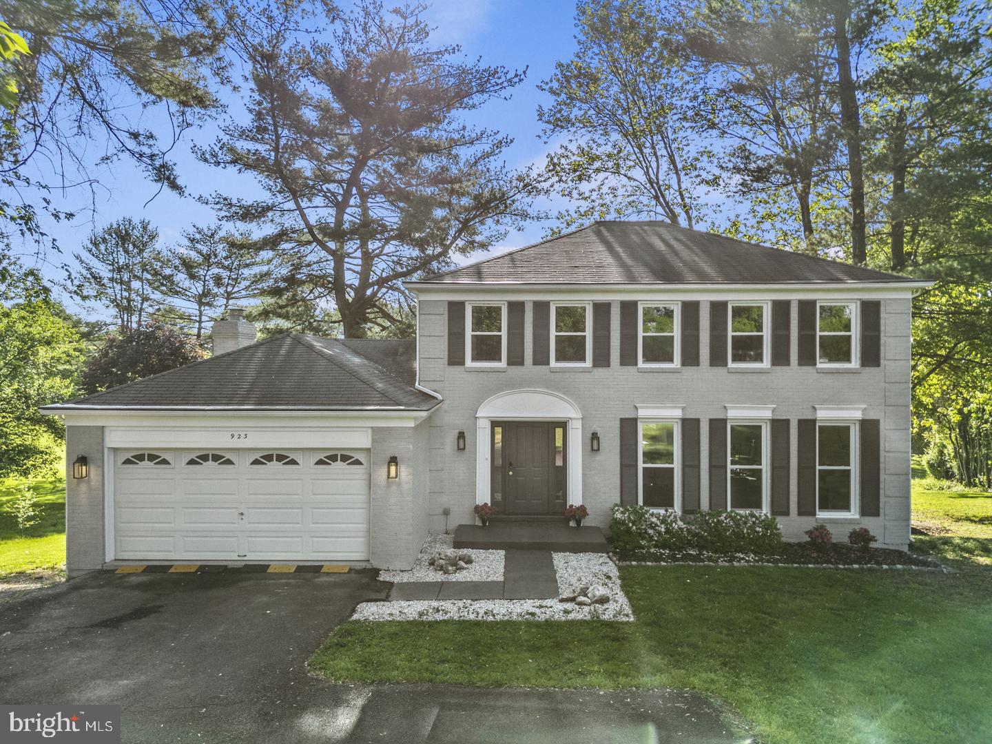 923 RIVA RIDGE DRIVE