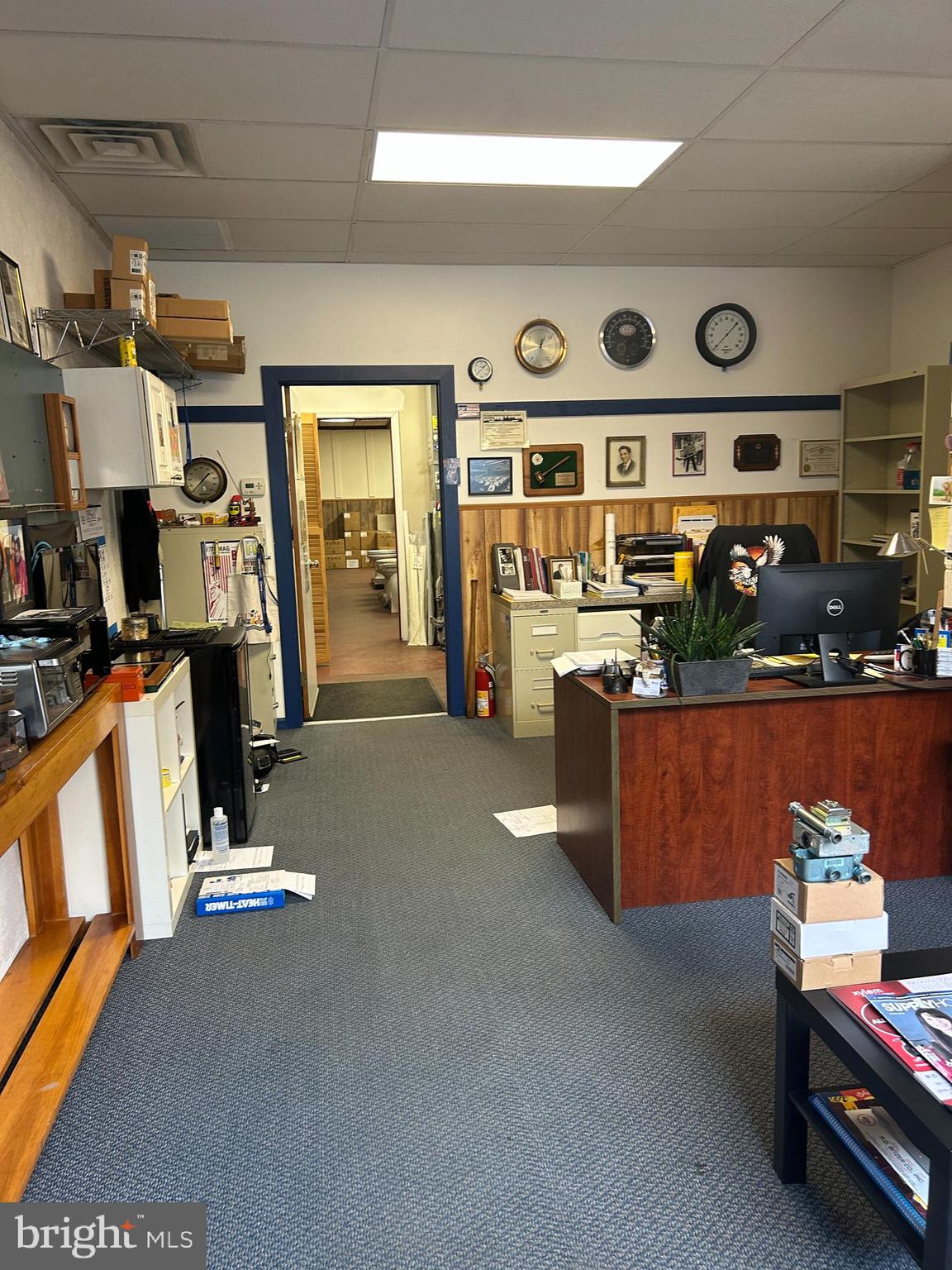 PASSYUNK SQUARE - Commercial Lease