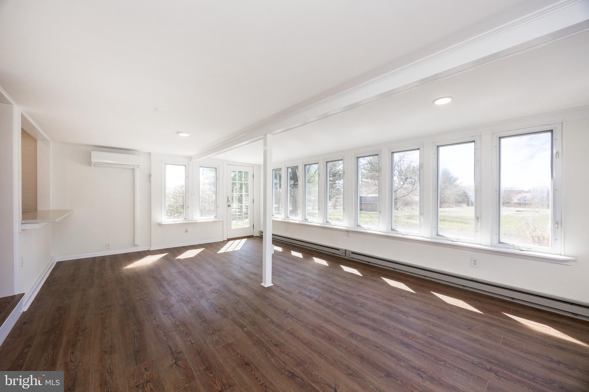 PENN OAK MANOR - Residential