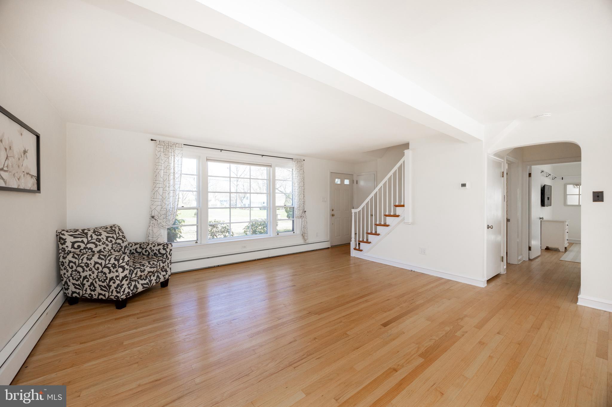 PENN OAK MANOR - Residential