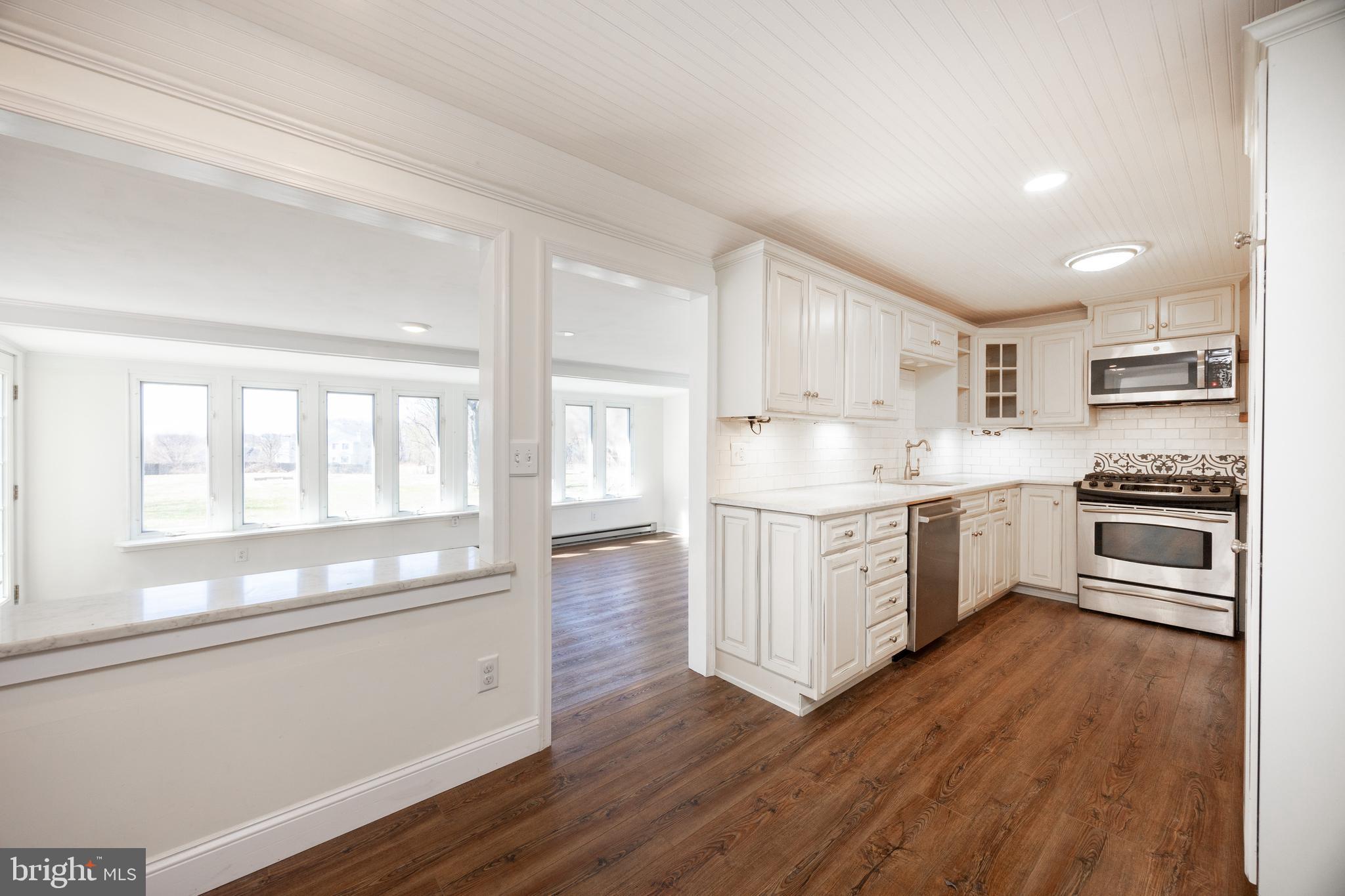 PENN OAK MANOR - Residential