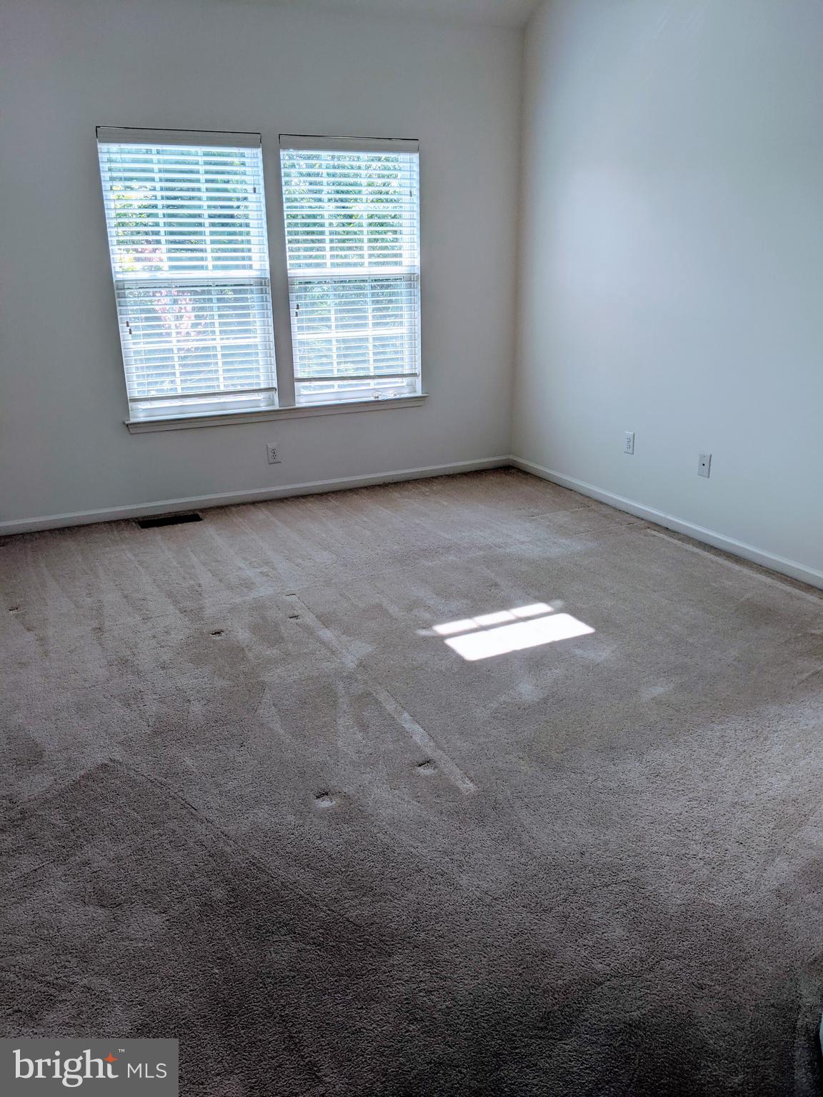 DORSEY CROSSING - Residential Lease