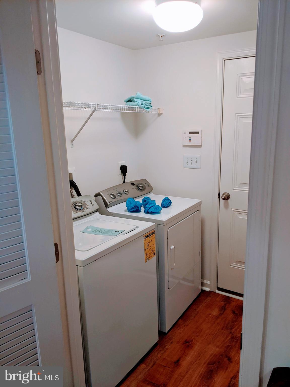 DORSEY CROSSING - Residential Lease