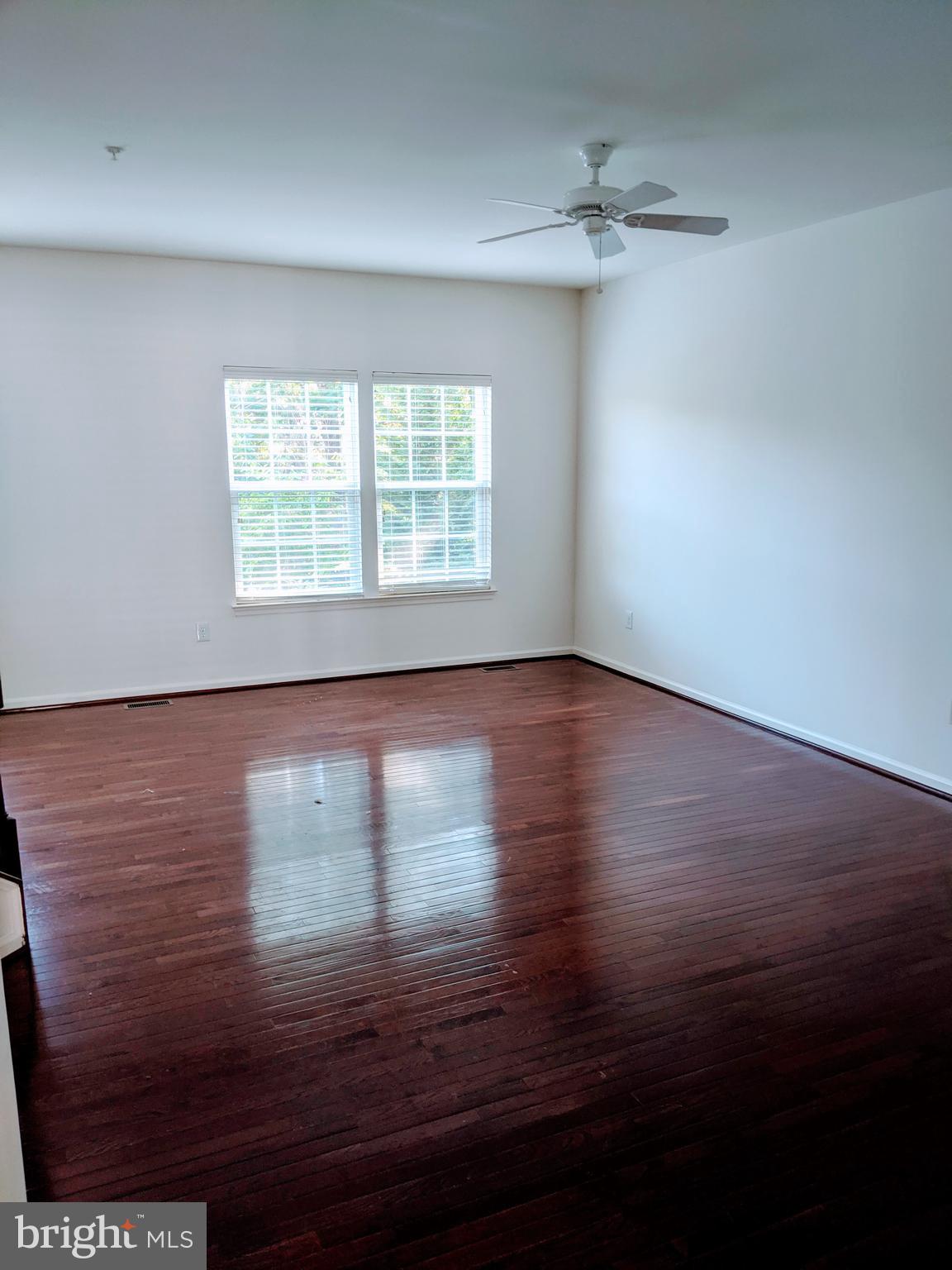 DORSEY CROSSING - Residential Lease