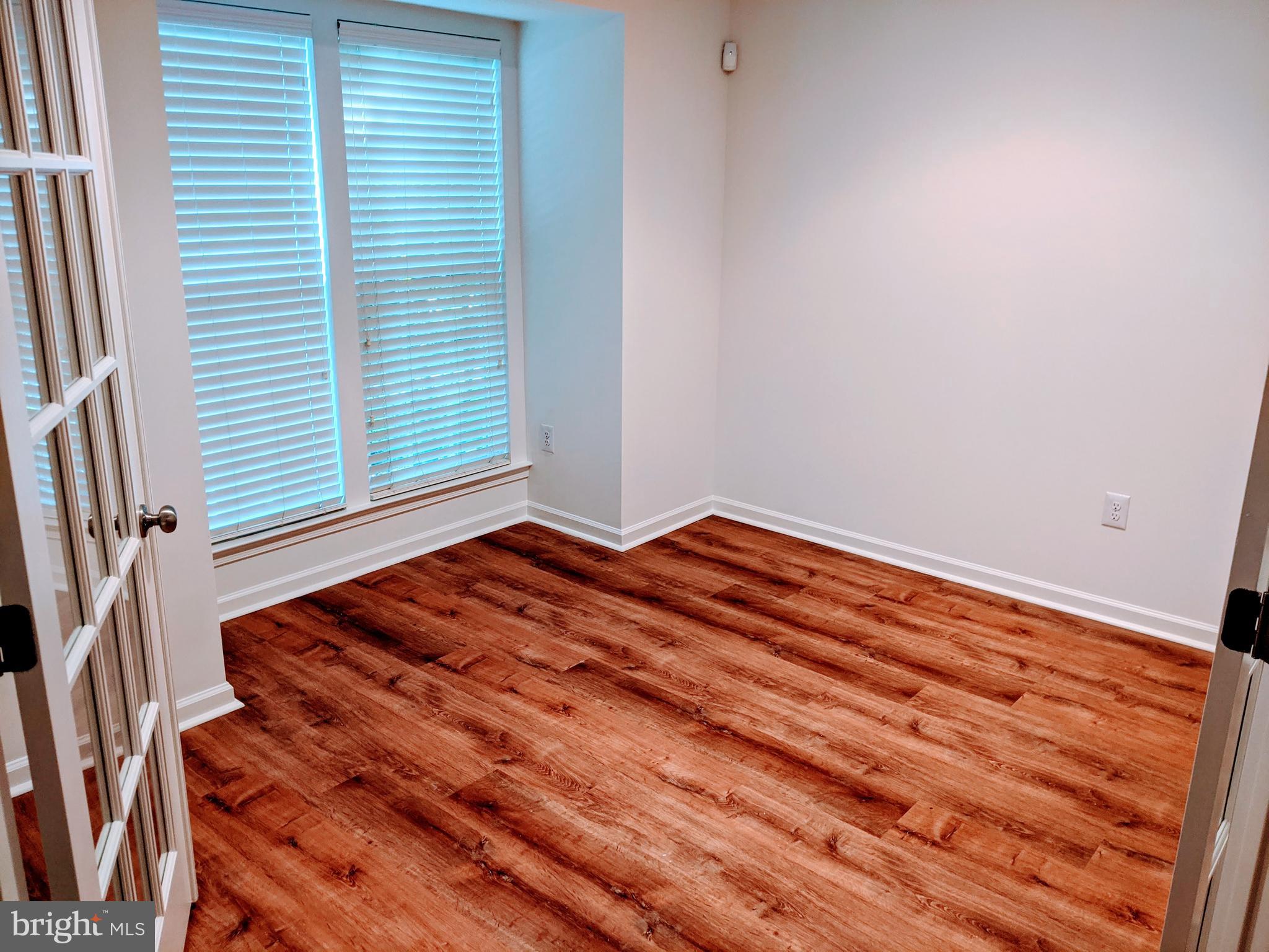 DORSEY CROSSING - Residential Lease