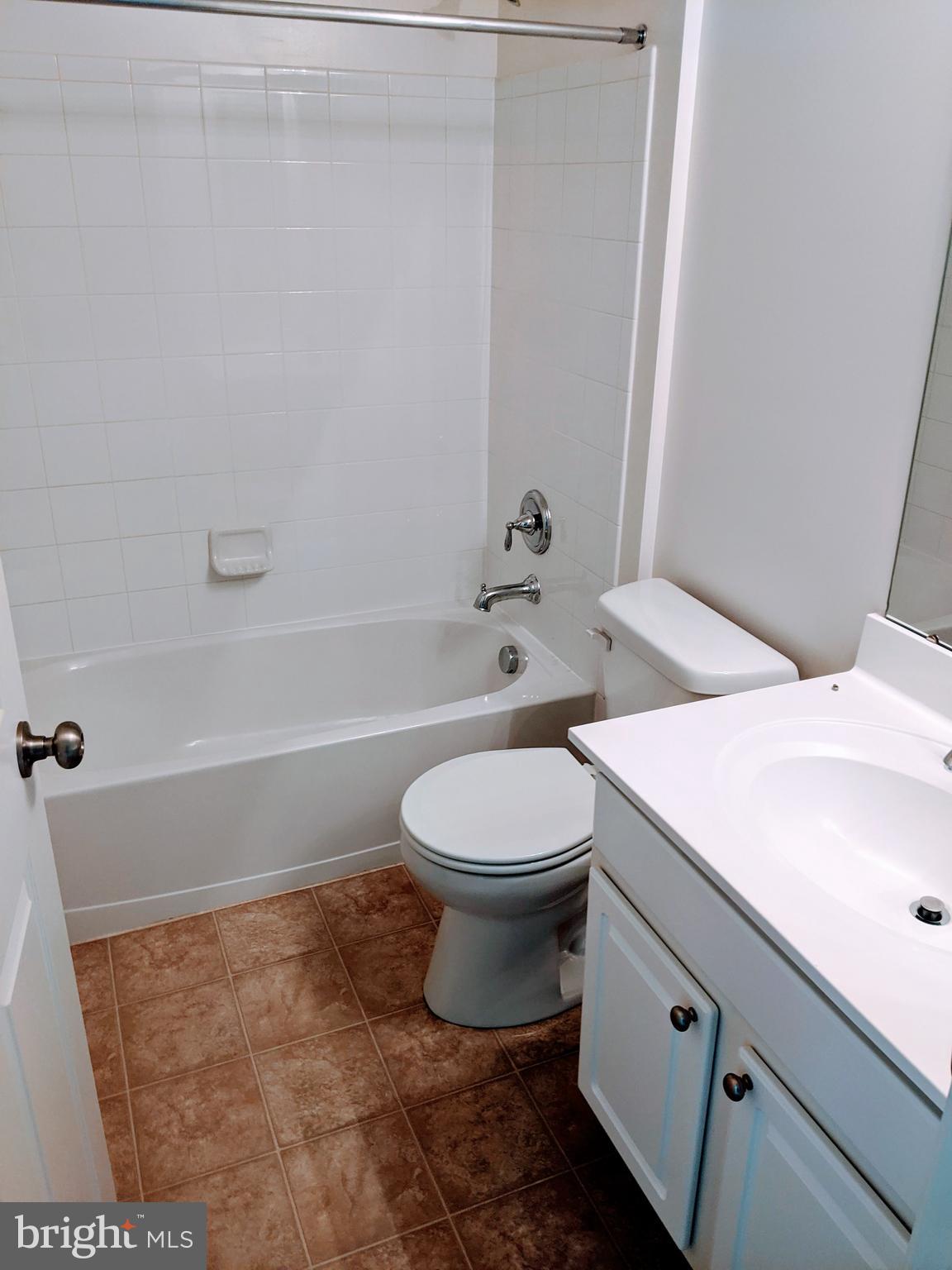 DORSEY CROSSING - Residential Lease