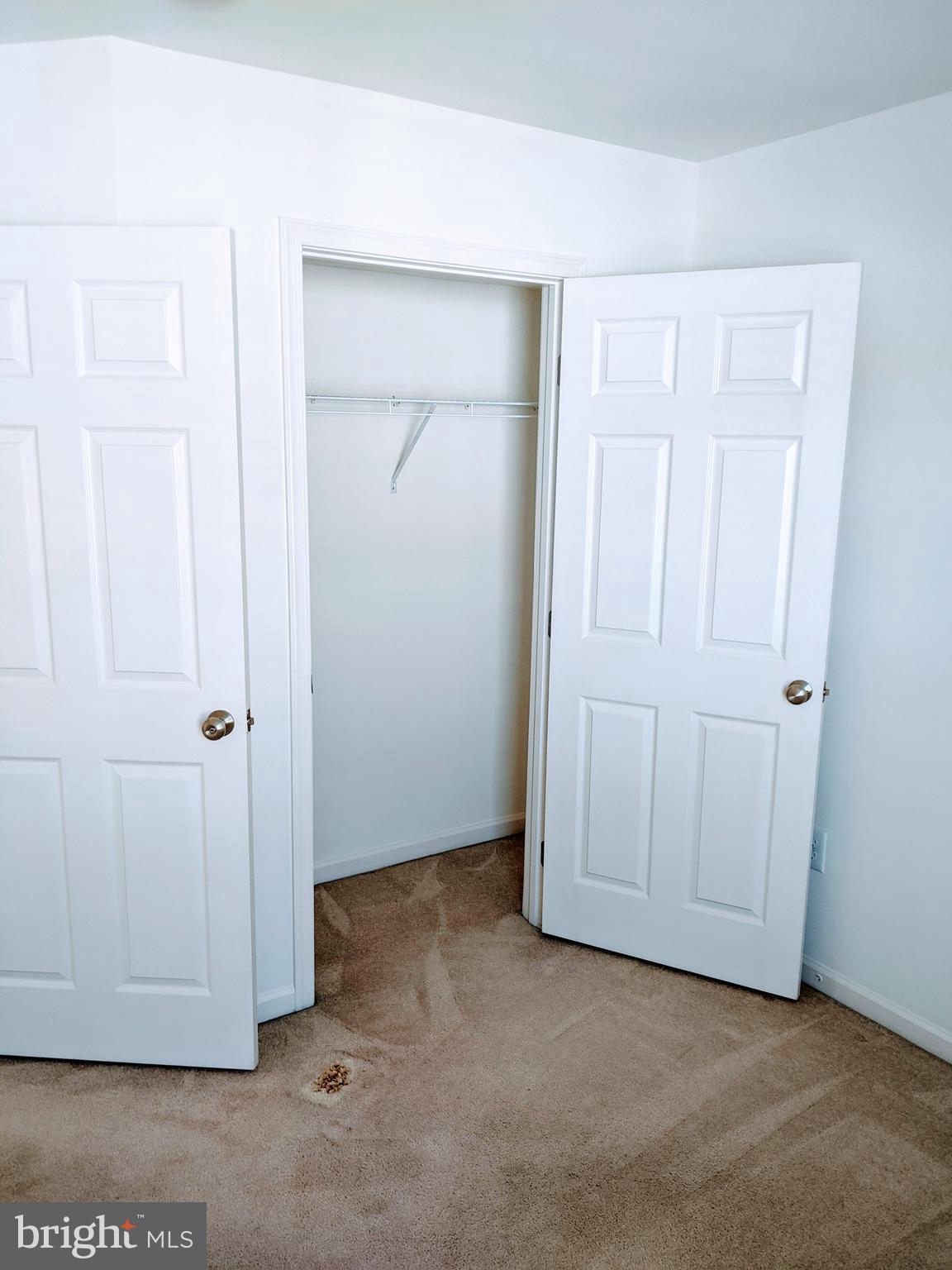 DORSEY CROSSING - Residential Lease