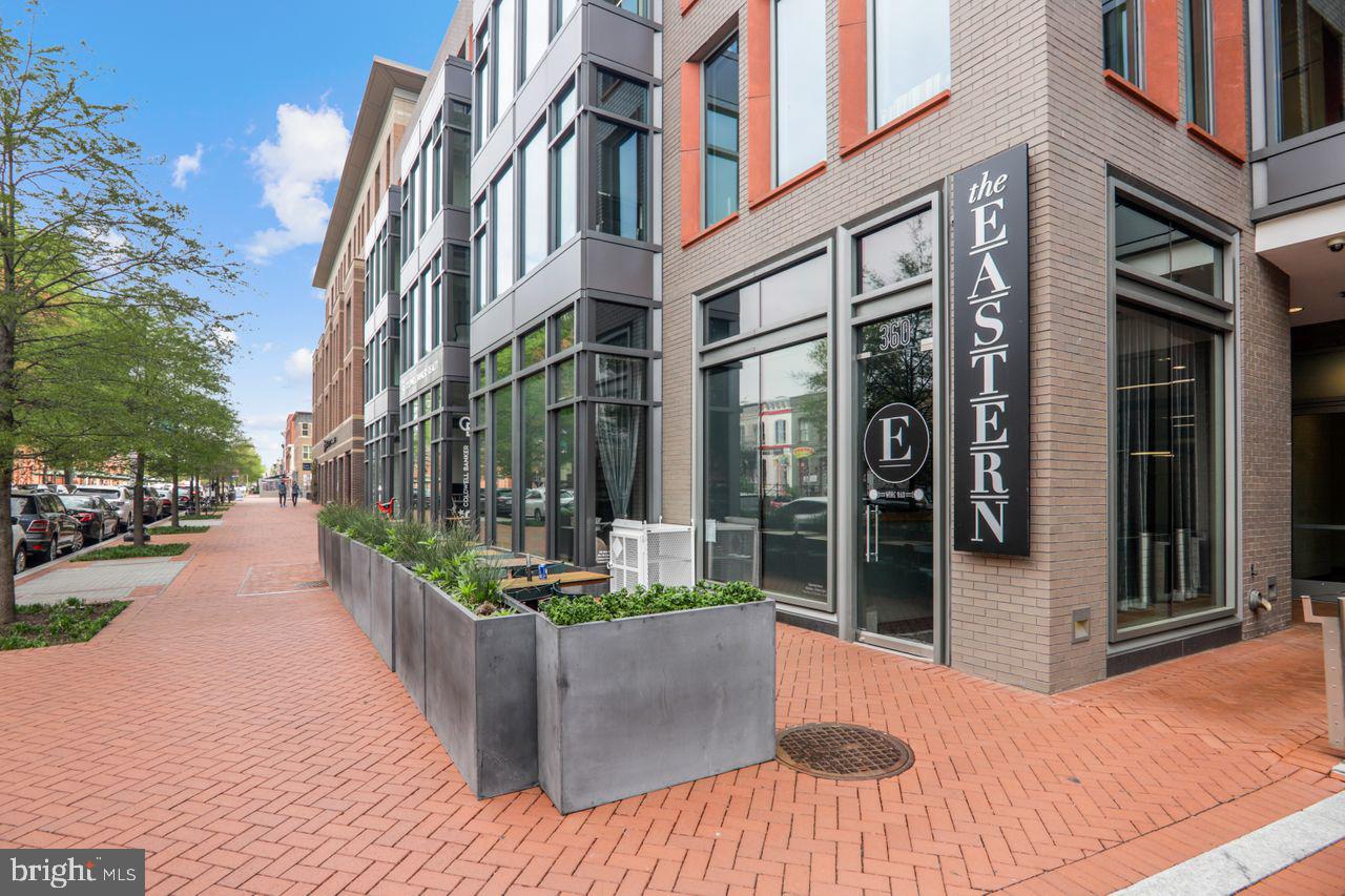 CAPITOL HILL - Residential