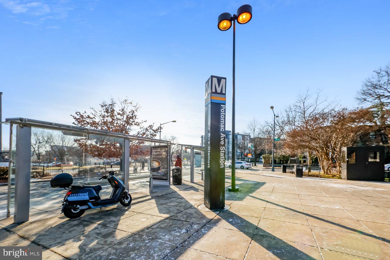 CAPITOL HILL - Residential