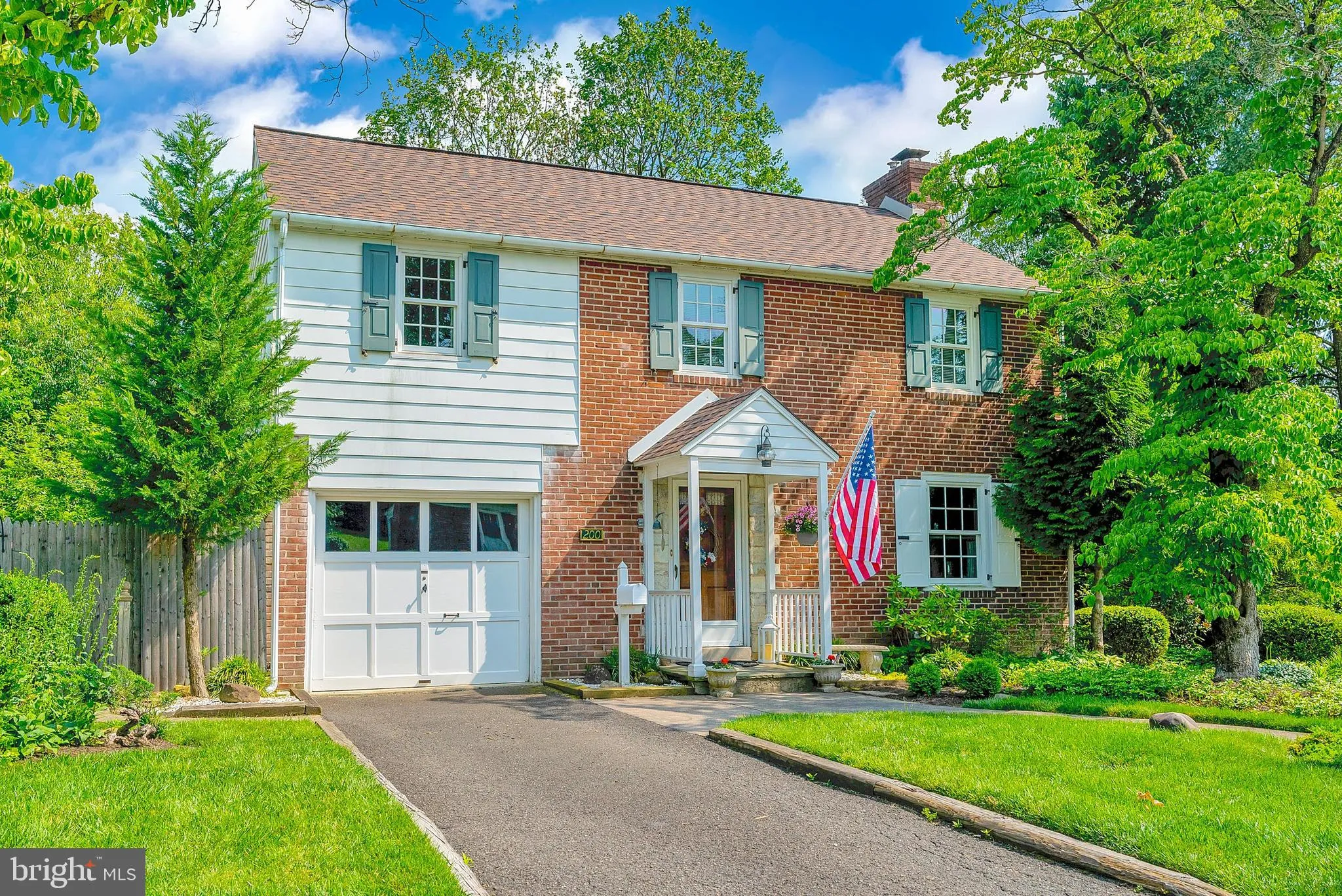Ambler, Pennsylvania 19002, United States, 4 Bedrooms Bedrooms, ,2 BathroomsBathrooms,Residential,Pending,151846