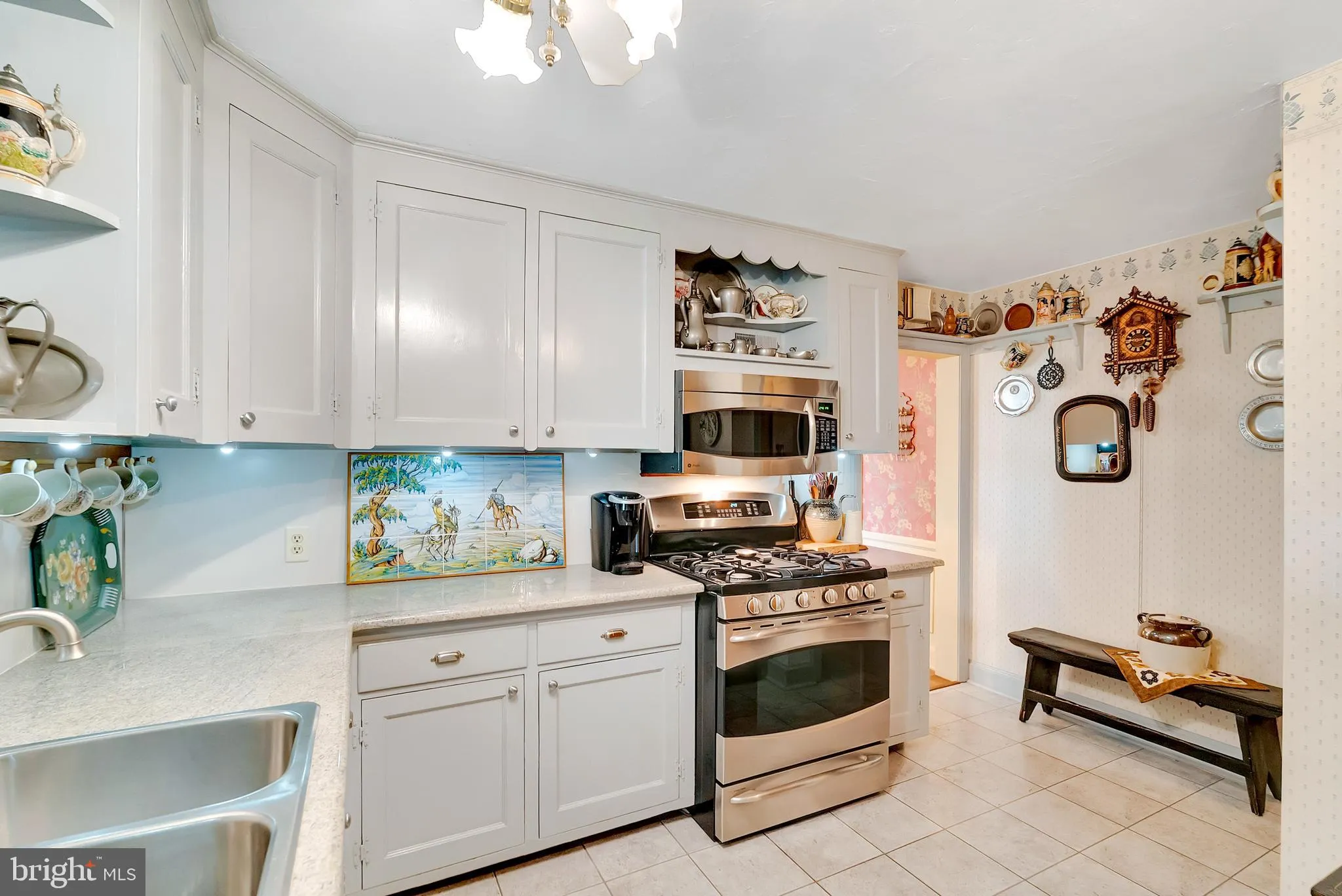 Ambler, Pennsylvania 19002, United States, 4 Bedrooms Bedrooms, ,2 BathroomsBathrooms,Residential,Pending,151846