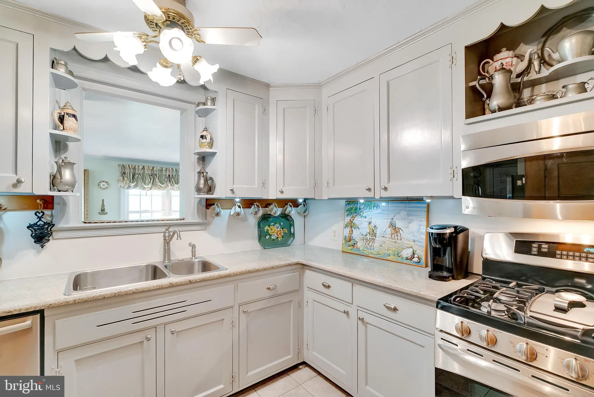 Ambler, Pennsylvania 19002, United States, 4 Bedrooms Bedrooms, ,2 BathroomsBathrooms,Residential,Pending,151846