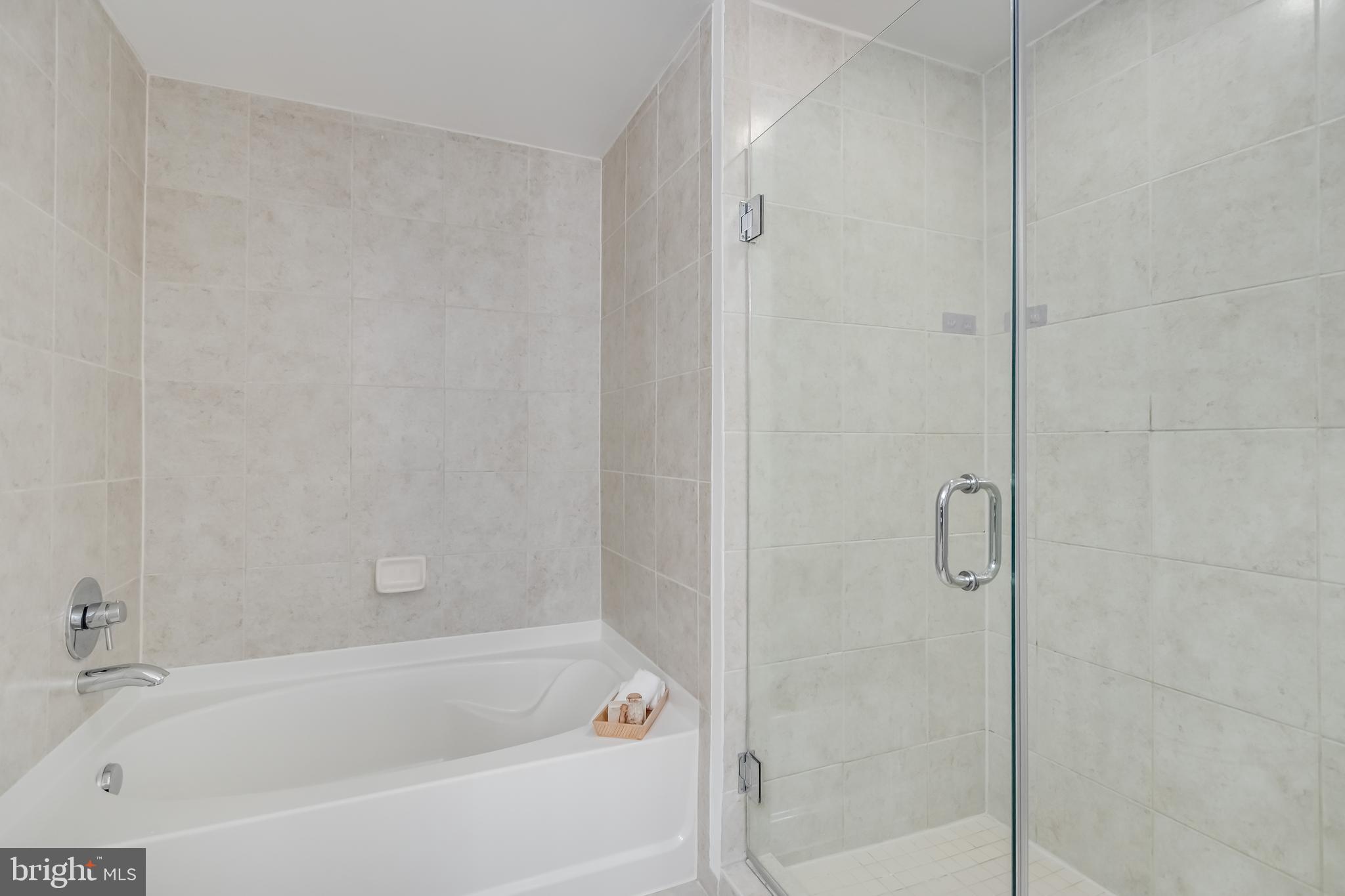 MIDTOWN BETHESDA NORTH - Residential