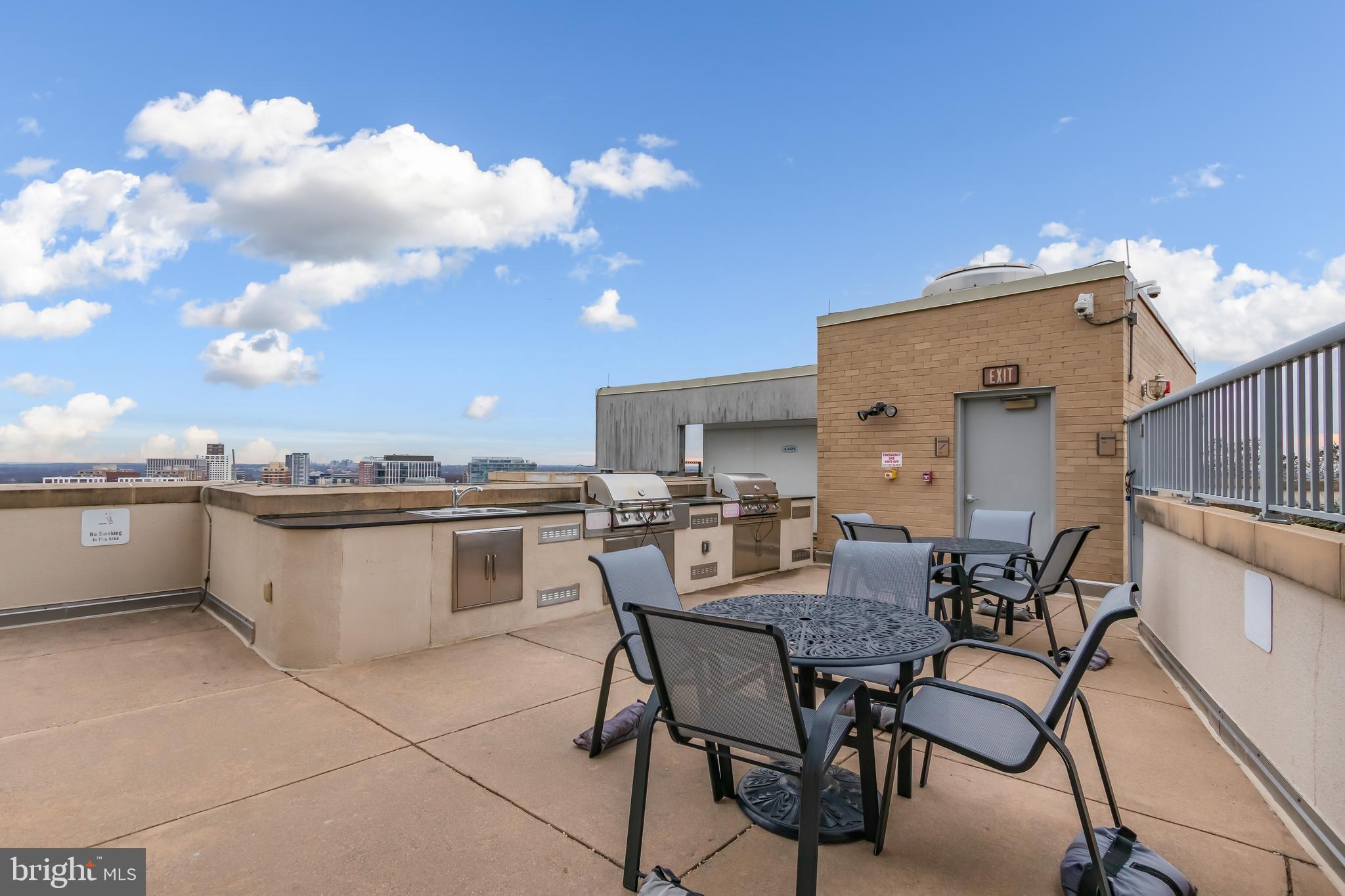 MIDTOWN BETHESDA NORTH - Residential