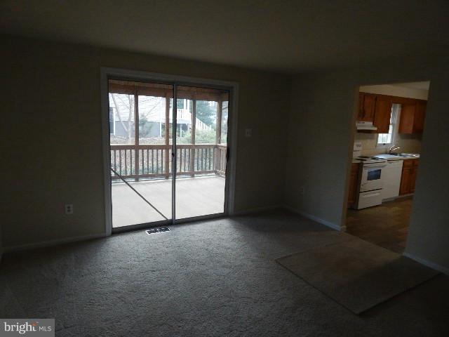 WASHINGTON GROVE - Residential