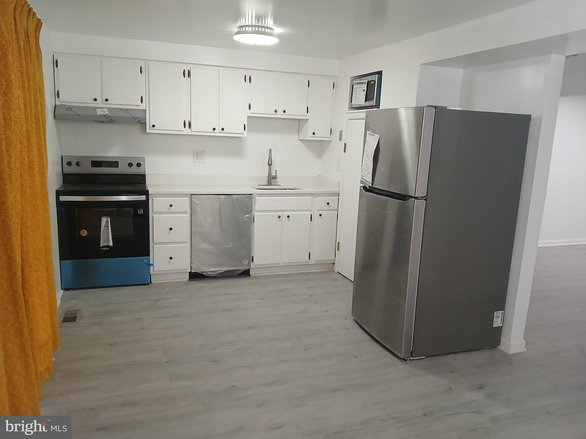 PARKVILLE - Residential Lease