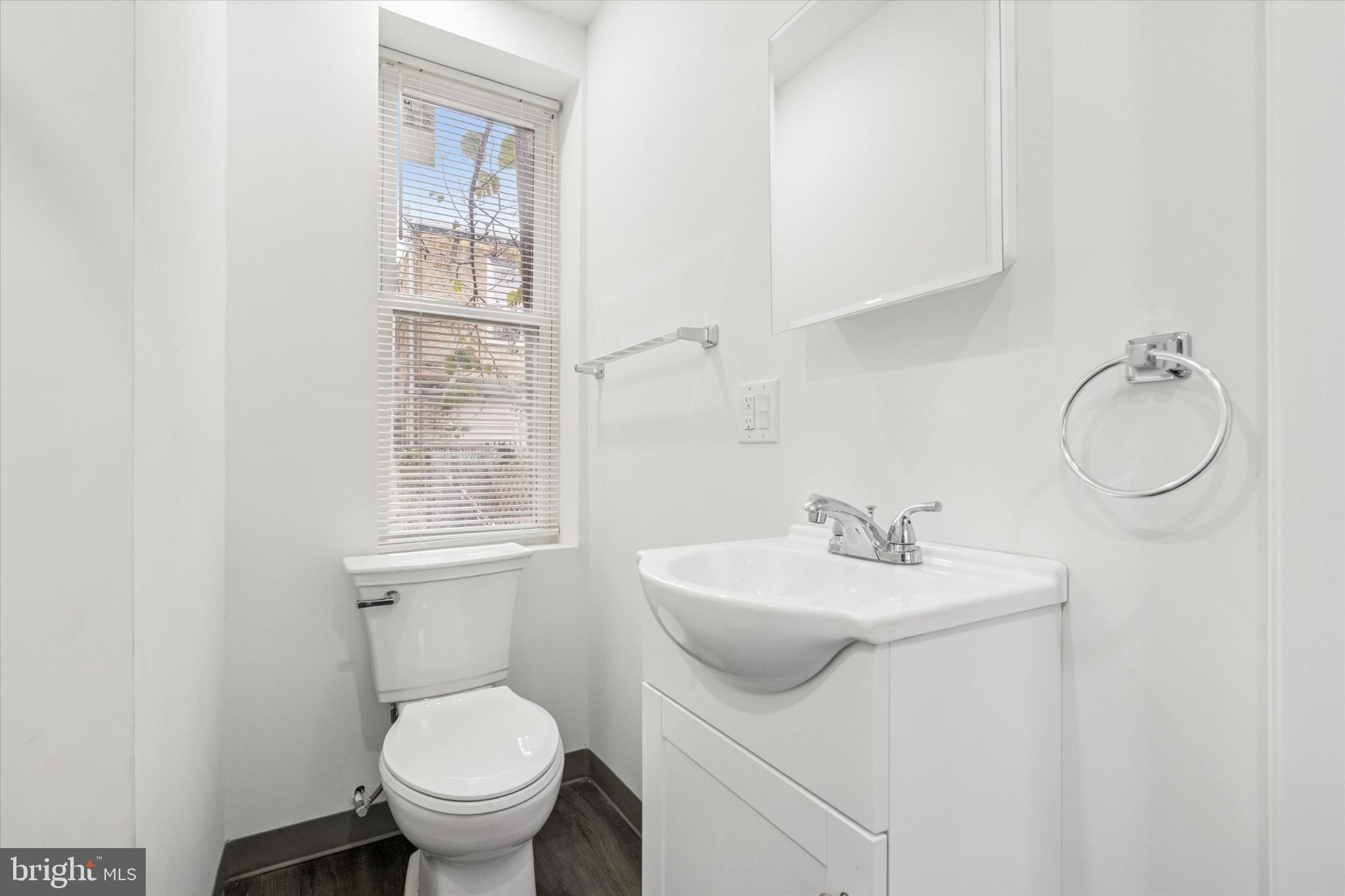 KENSINGTON - Residential