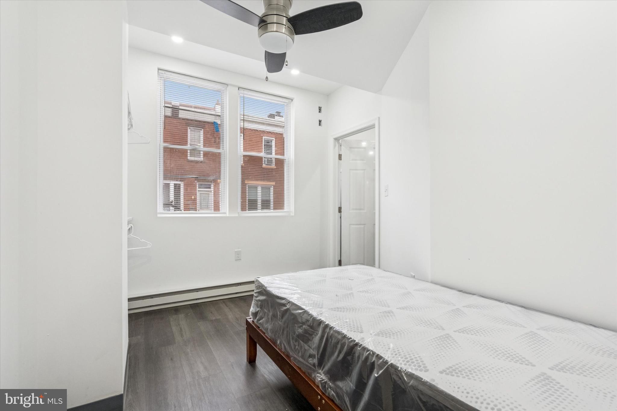 KENSINGTON - Residential