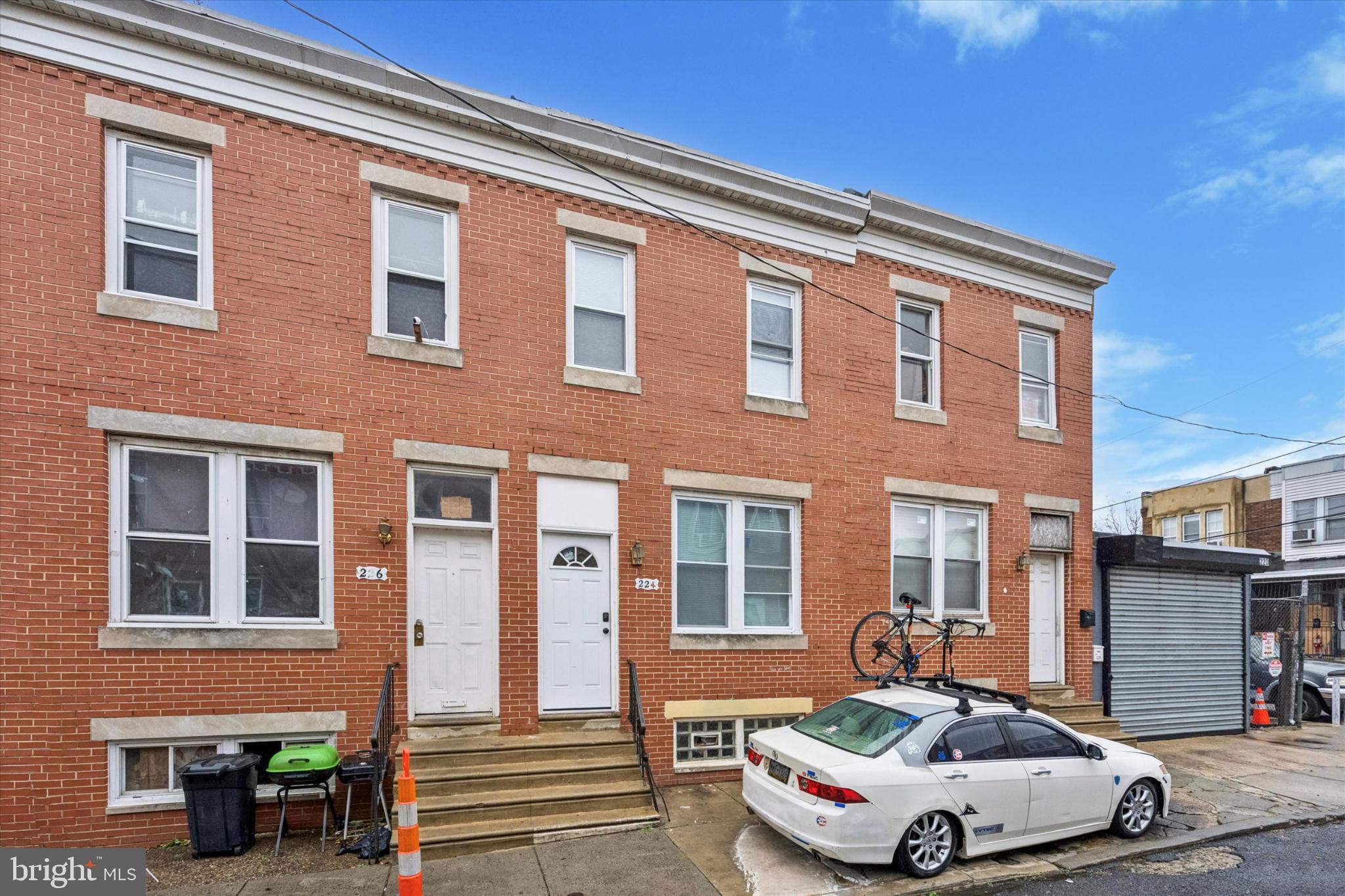 KENSINGTON - Residential