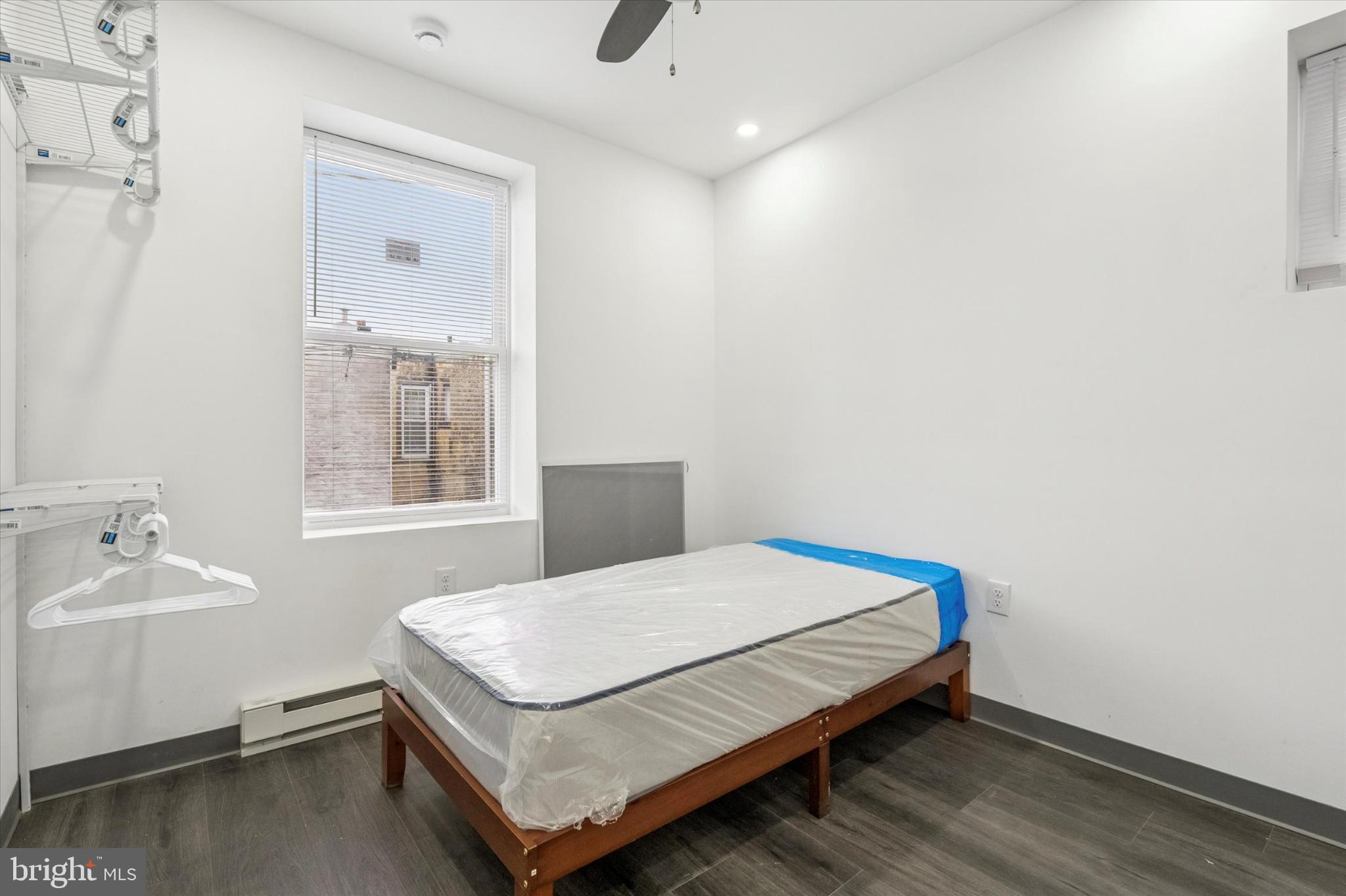 KENSINGTON - Residential