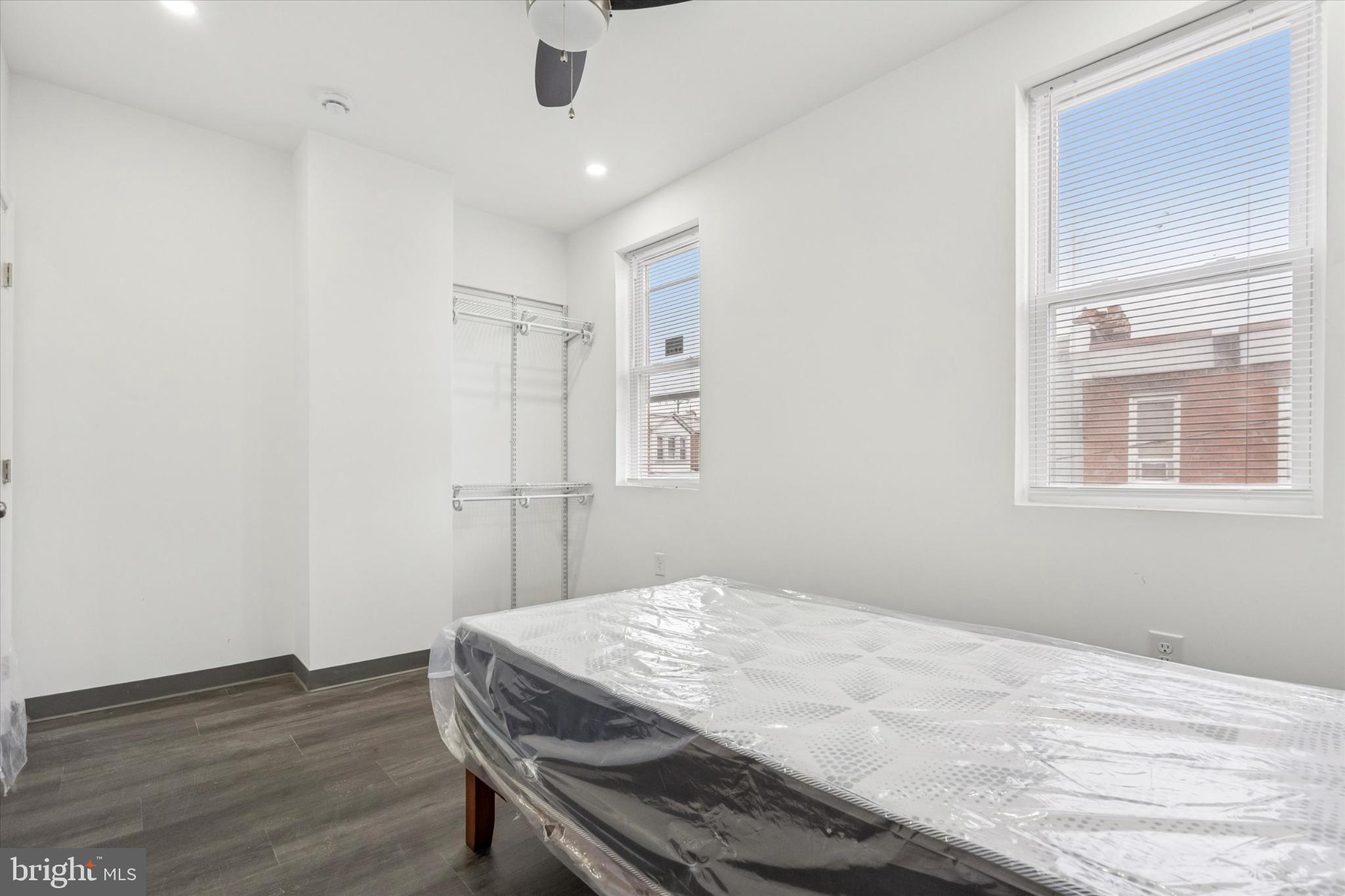 KENSINGTON - Residential