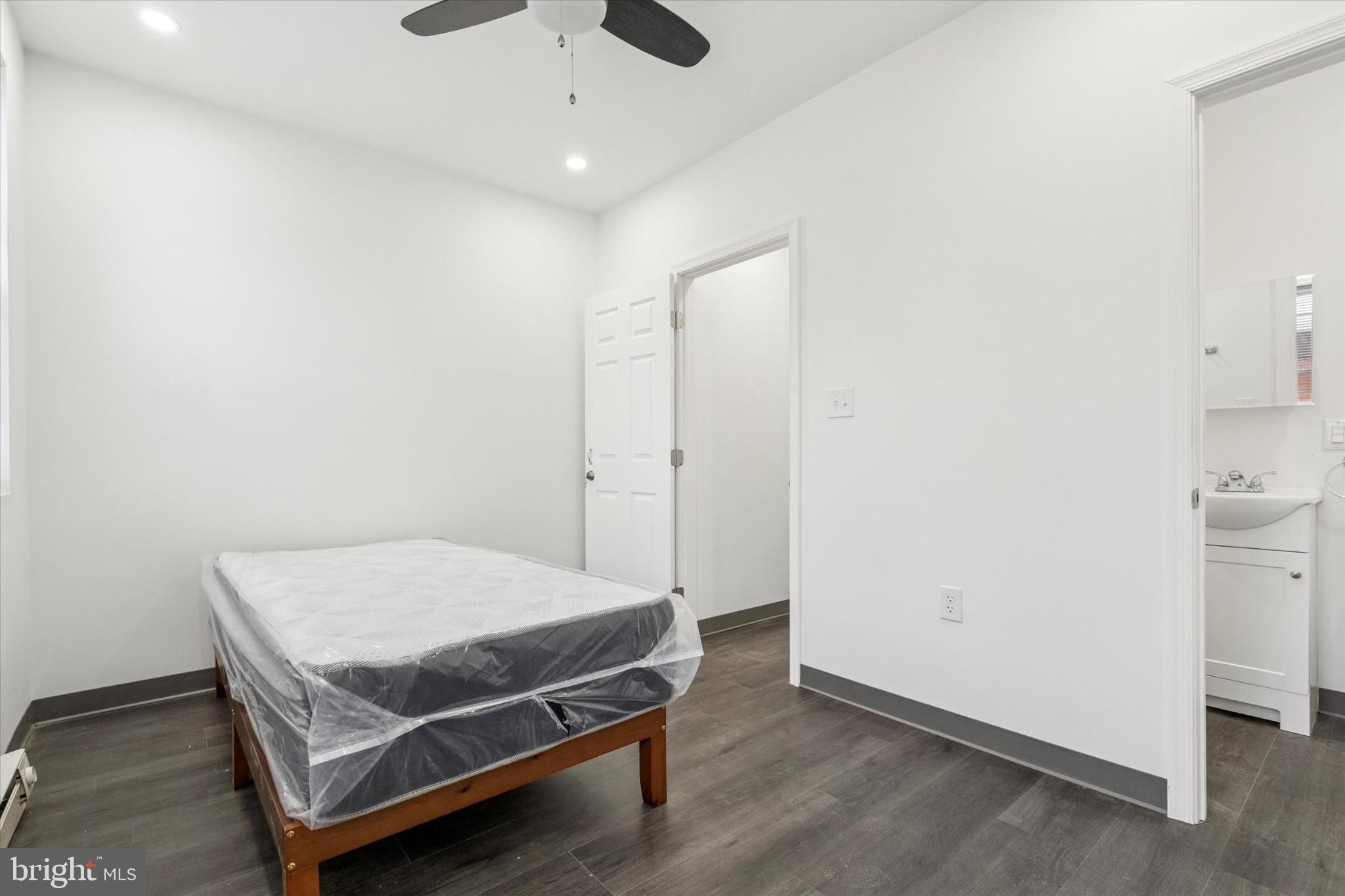 KENSINGTON - Residential