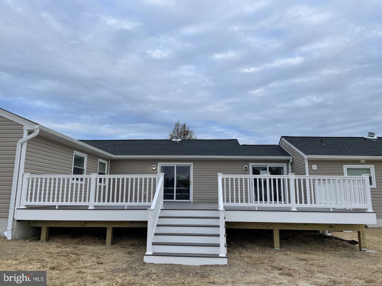 LOVE POINT - Residential Lease