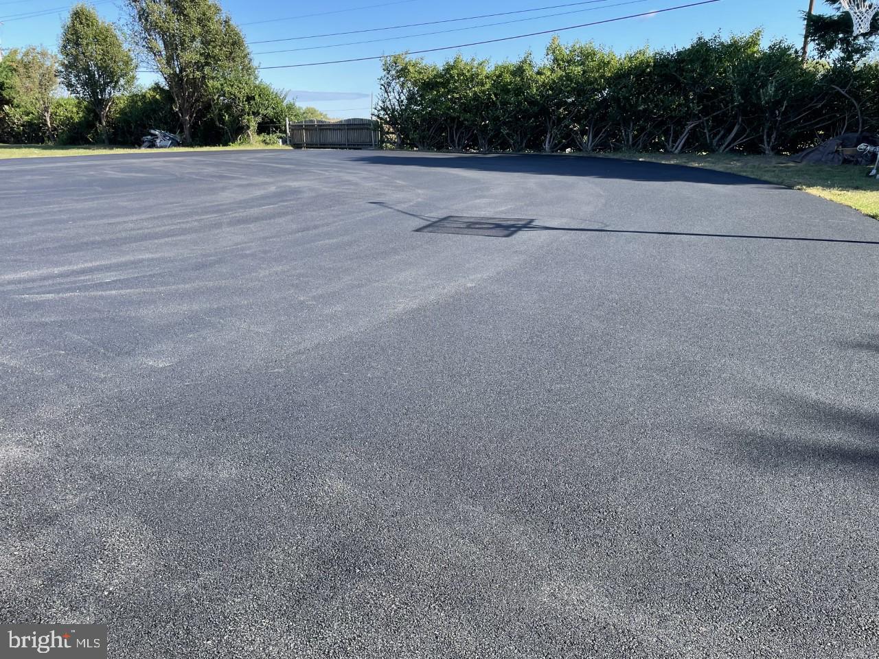 LOVE POINT - Residential Lease