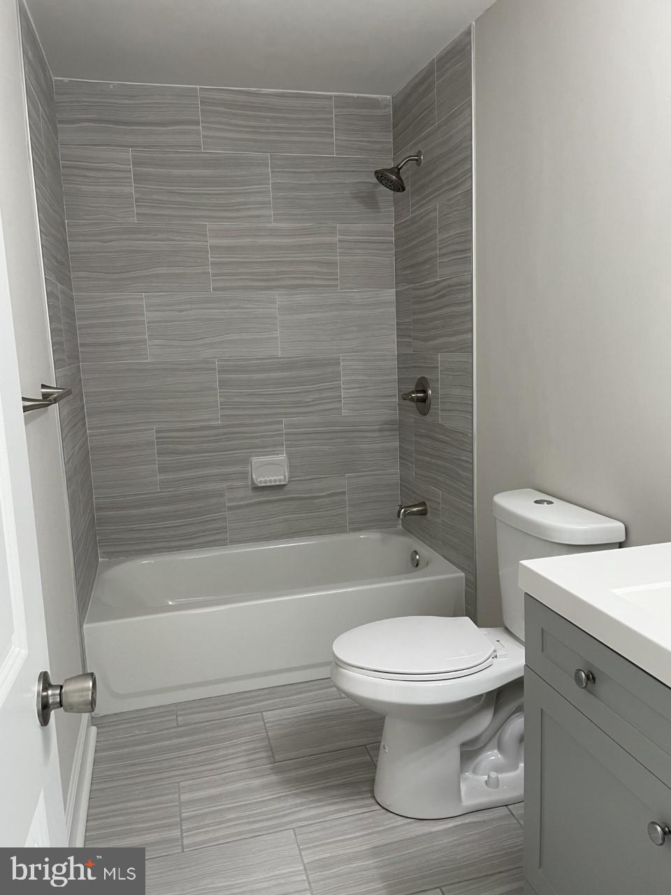 LOVE POINT - Residential Lease