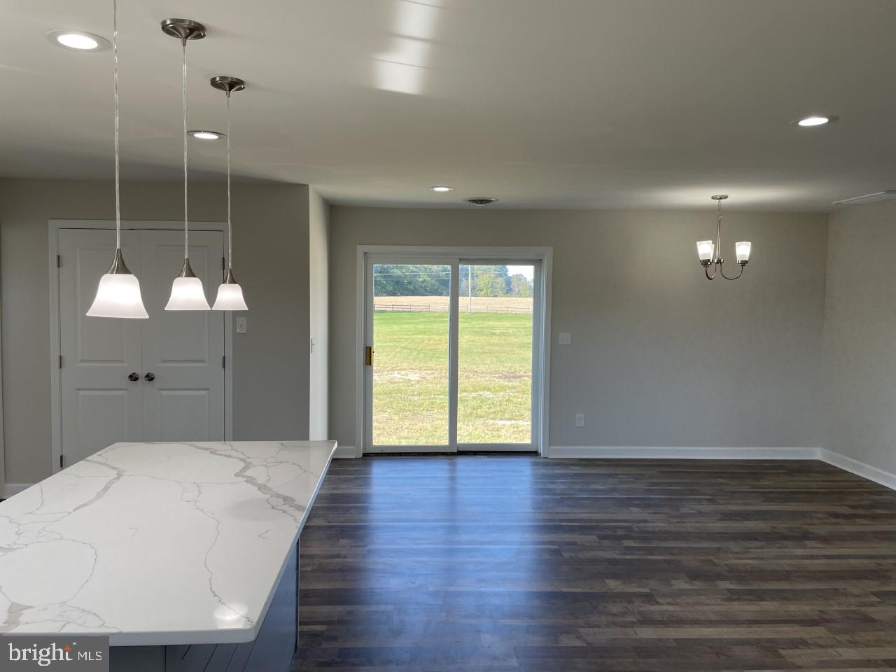 LOVE POINT - Residential Lease