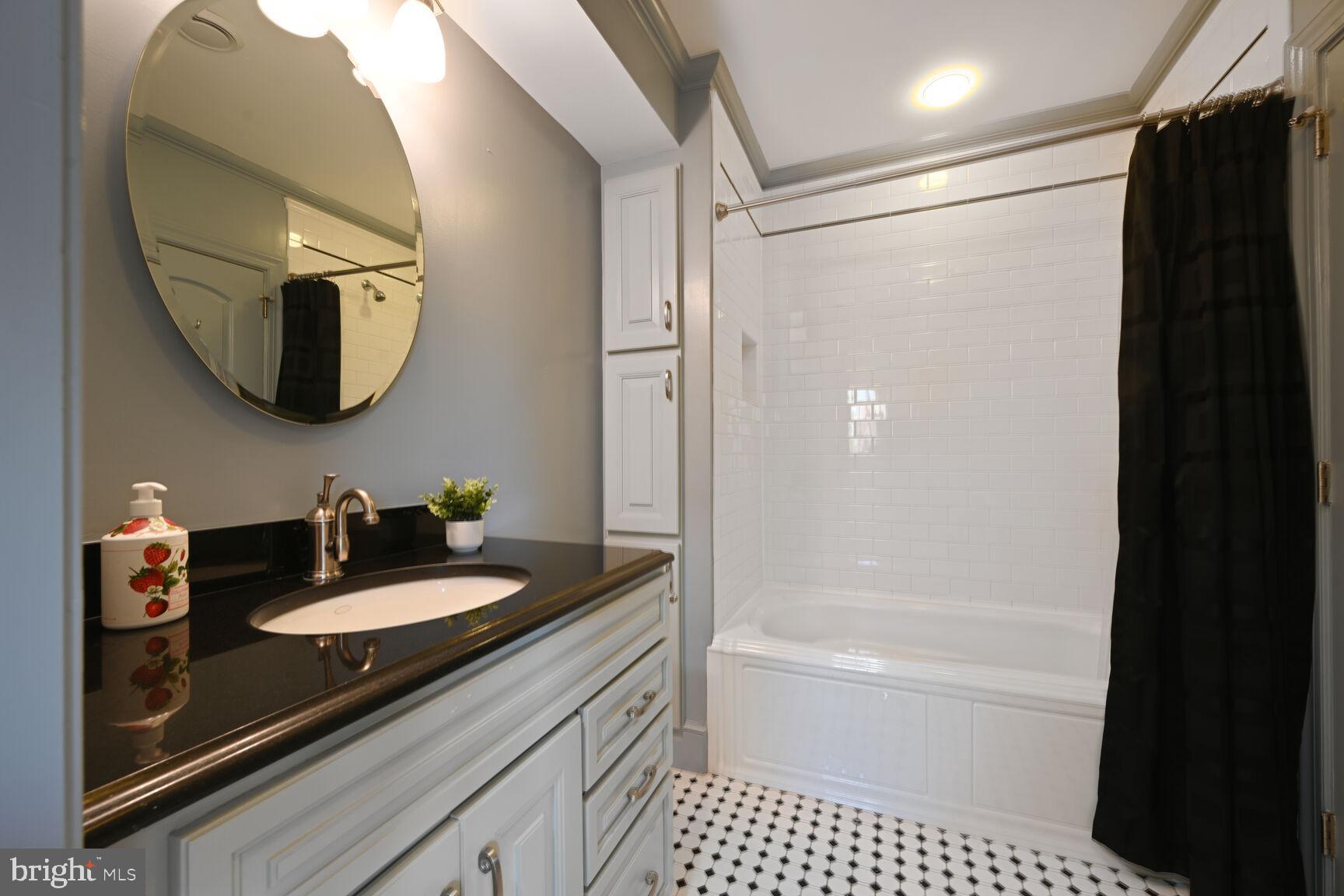 OLD CITY #1 - Residential