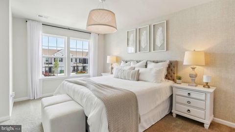 Photo of 254 Hermosa Drive, EGG HARBOR TOWNSHIP, NJ 08234 (MLS # NJAC2023348)