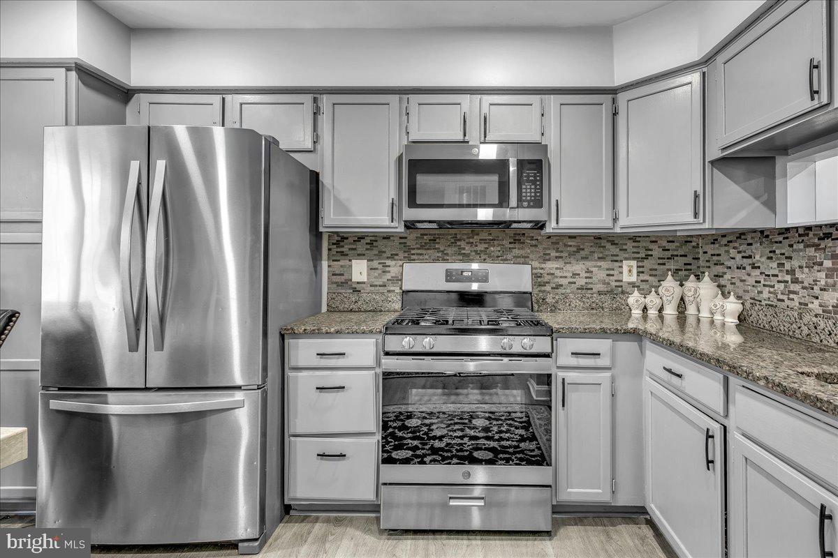 12729 HUNTERBROOK DRIVE