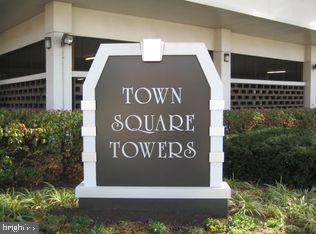 Condo For Sale - 700 7th Street #207<br/> WASHINGTON, DC 20024