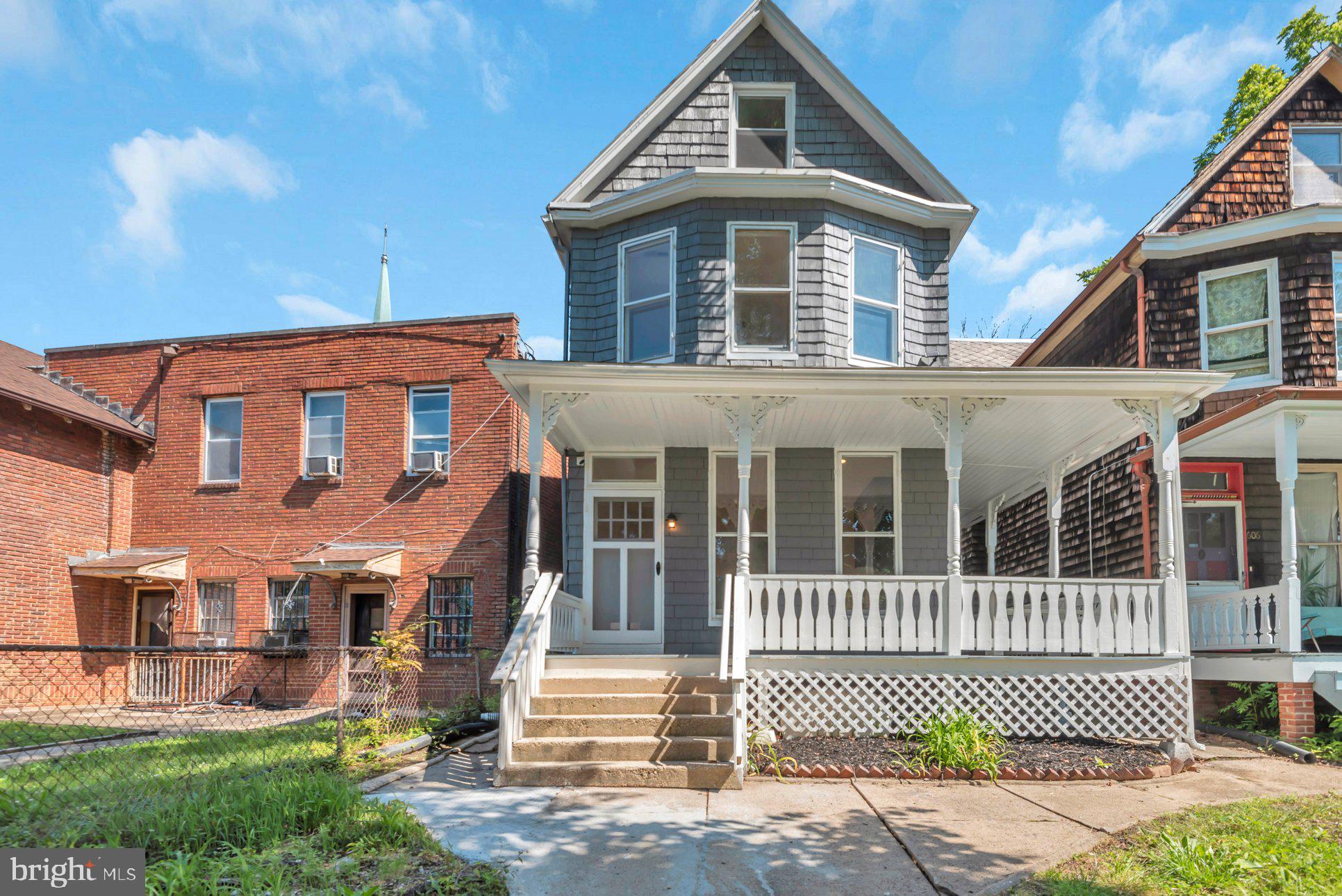 WAVERLY - Residential
