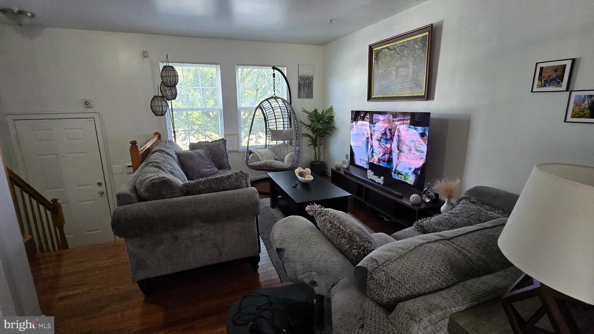 COLONY SQ 01 - Residential