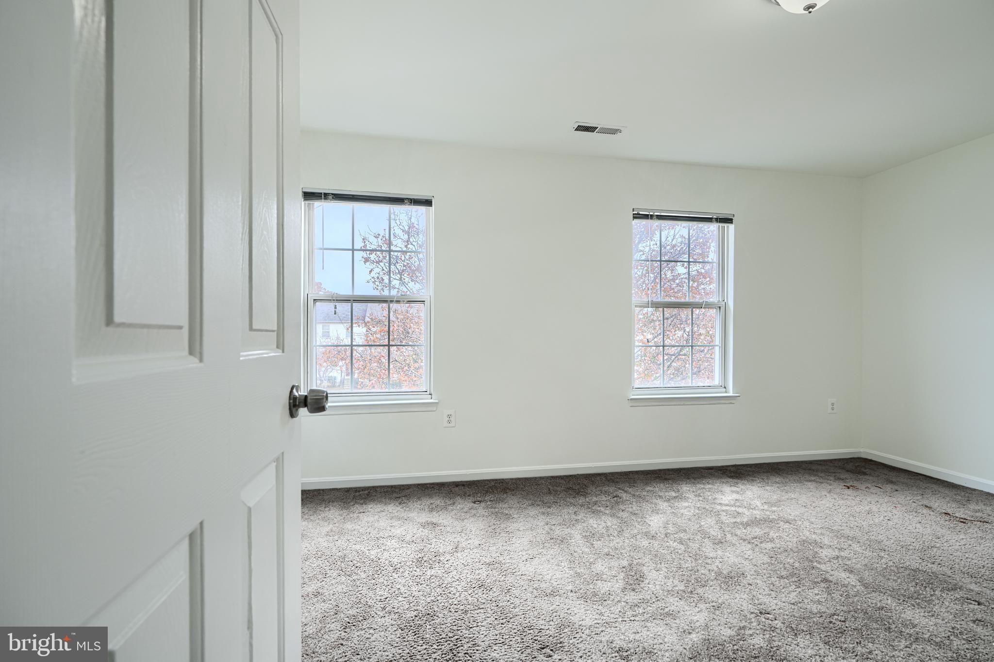 COLONY SQ 01 - Residential