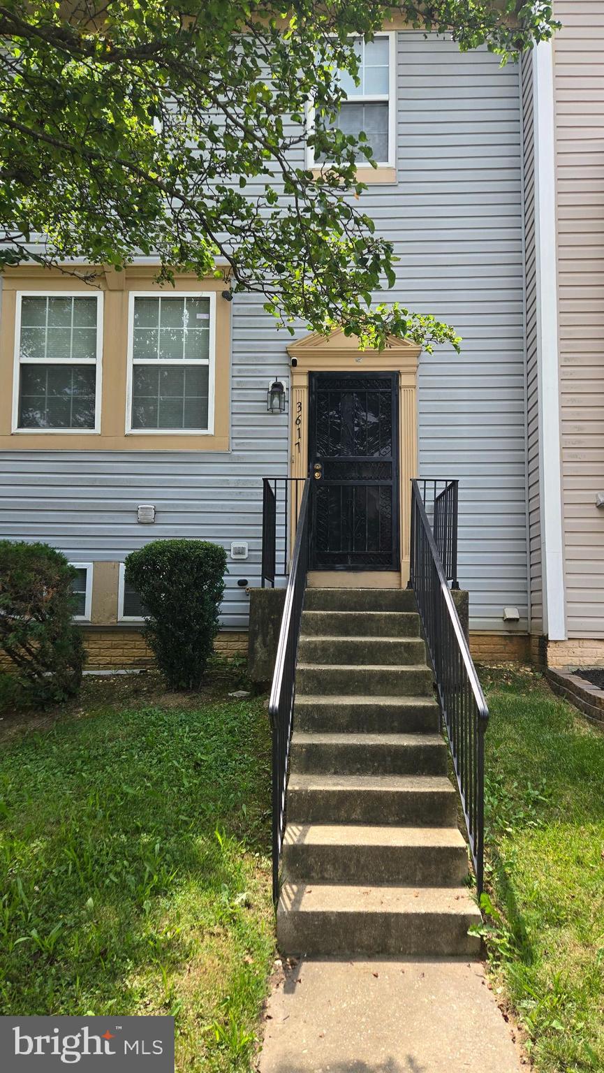 COLONY SQ 01 - Residential