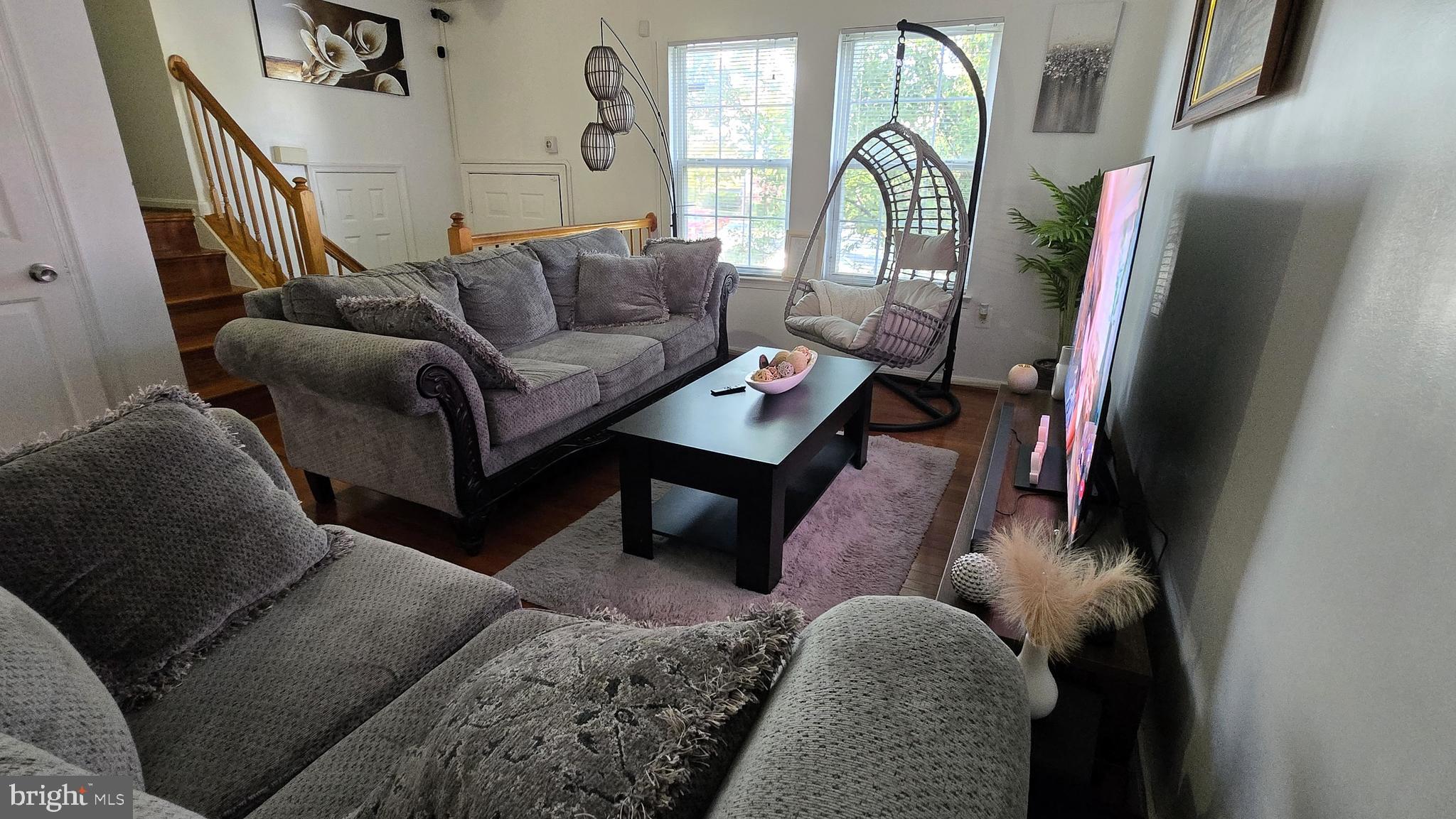 COLONY SQ 01 - Residential