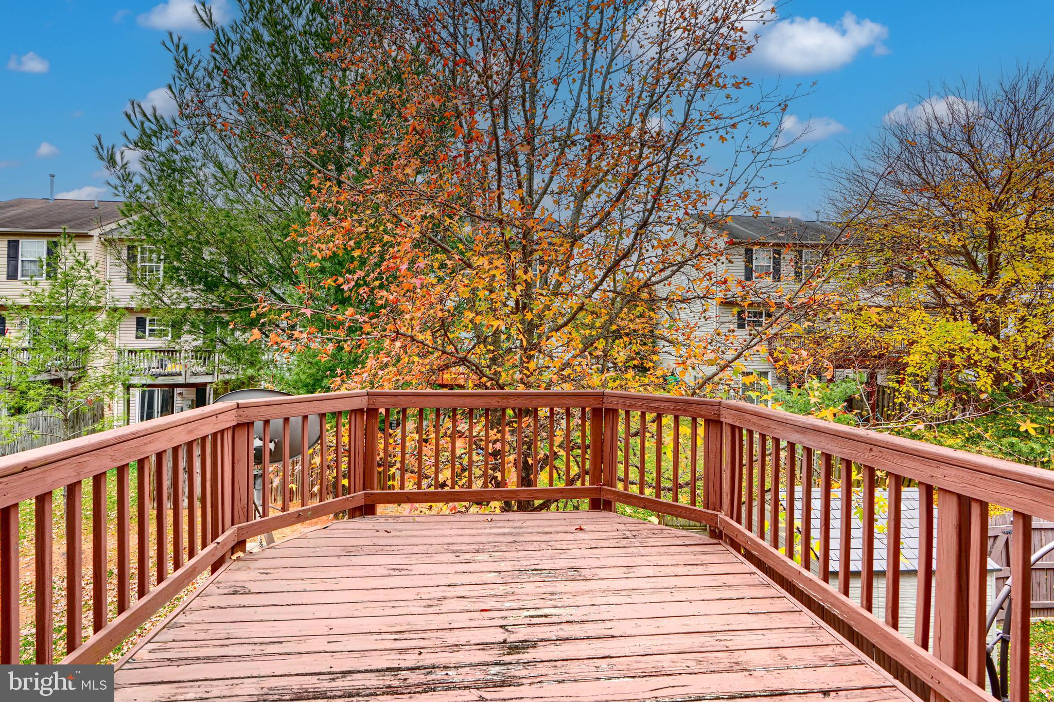 COLONY SQ 01 - Residential