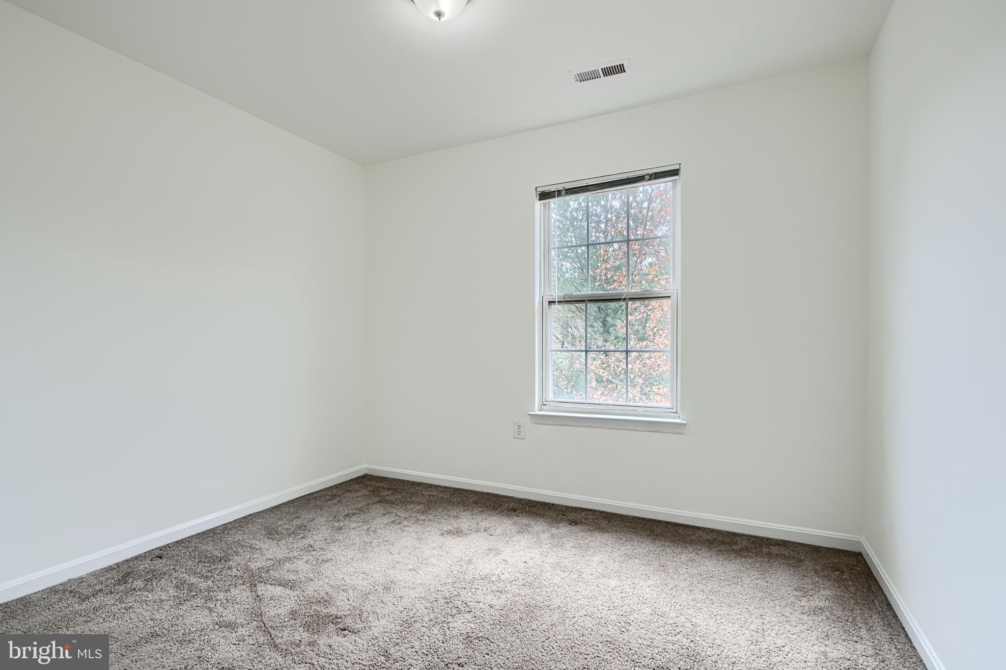 COLONY SQ 01 - Residential