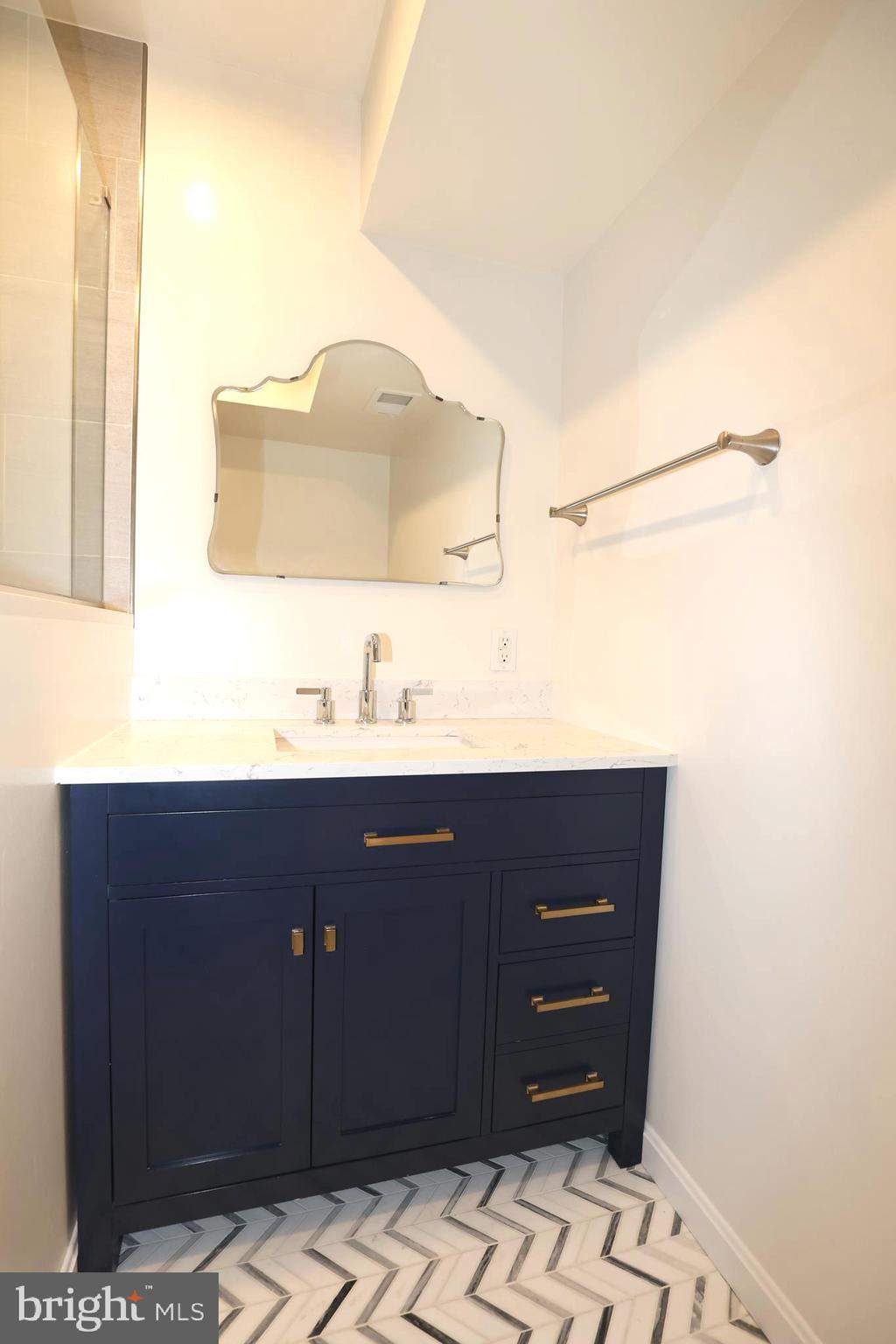 FAIRFAX PLAZA TOWNHOUSES - Residential