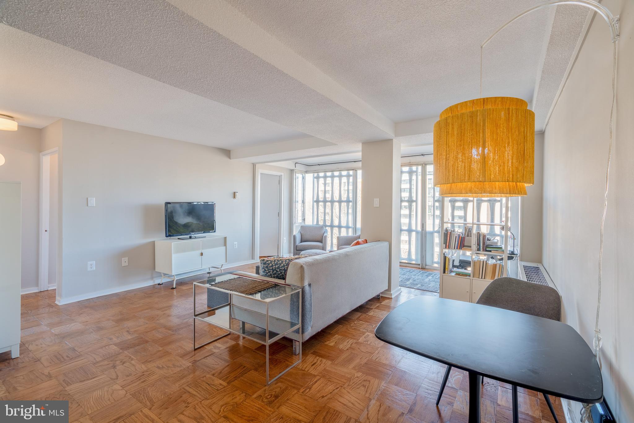 RIVER PARK - Residential