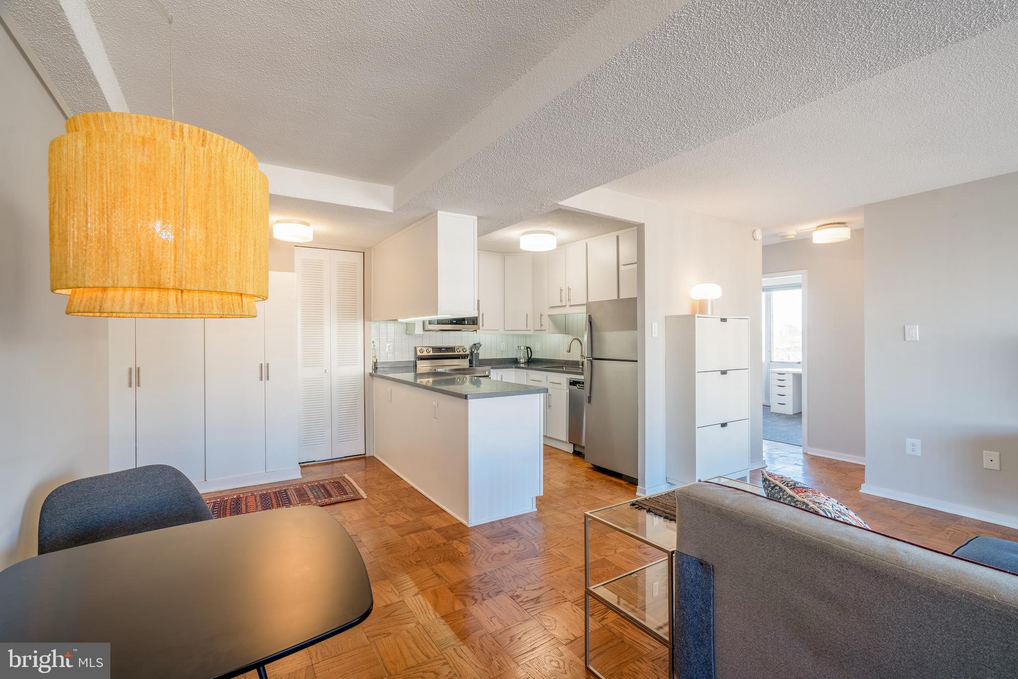 RIVER PARK - Residential