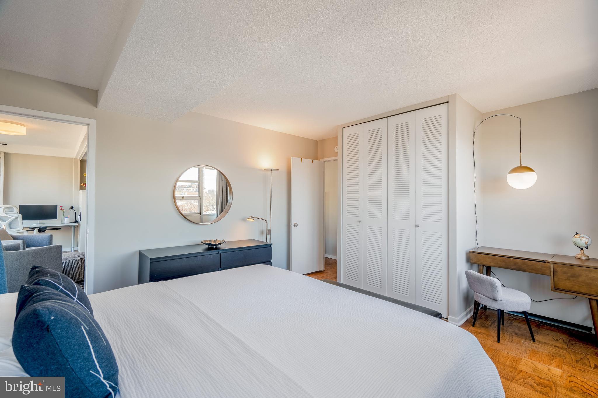 RIVER PARK - Residential