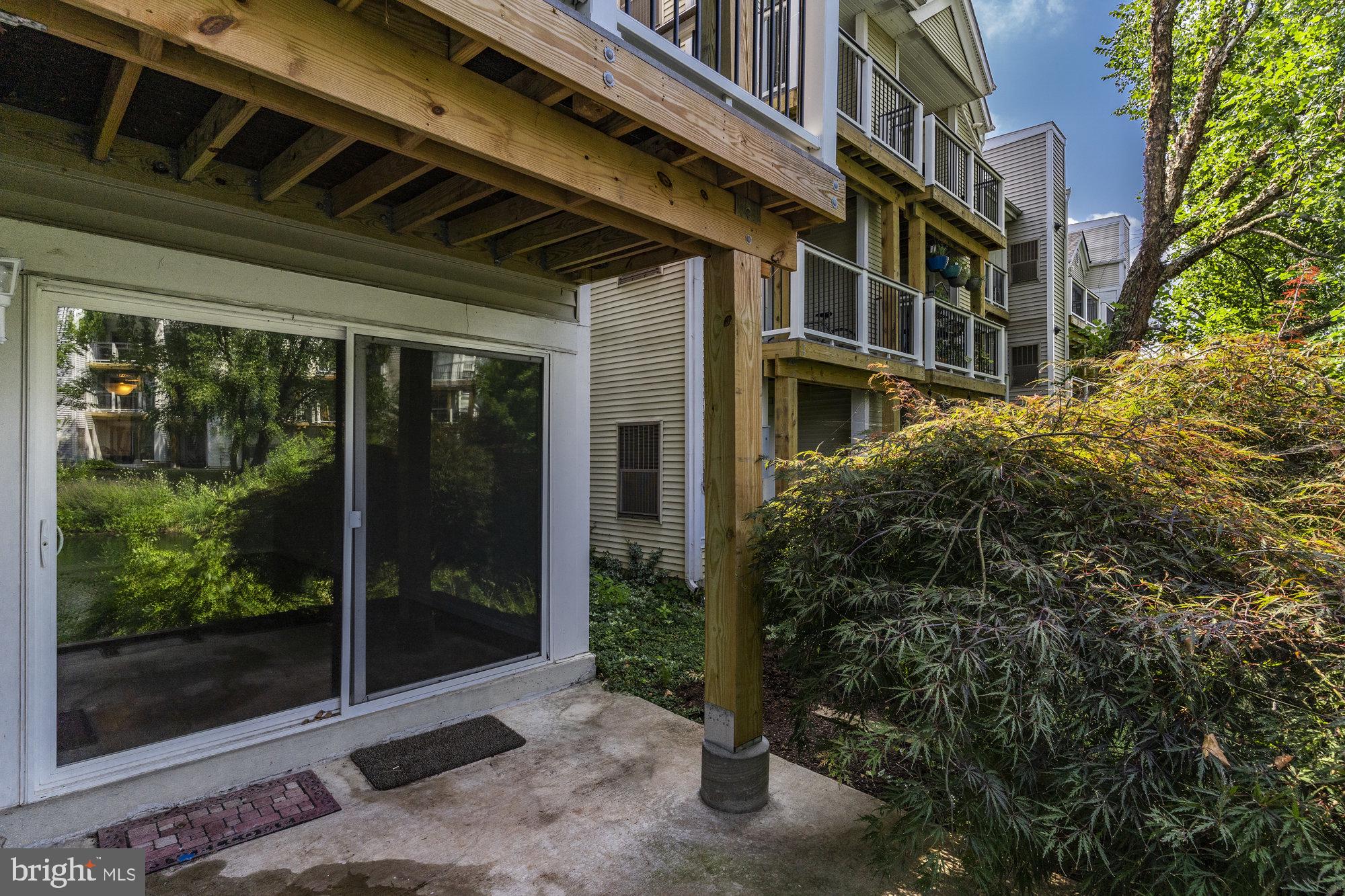 ASHBURN VILLAGE - Residential