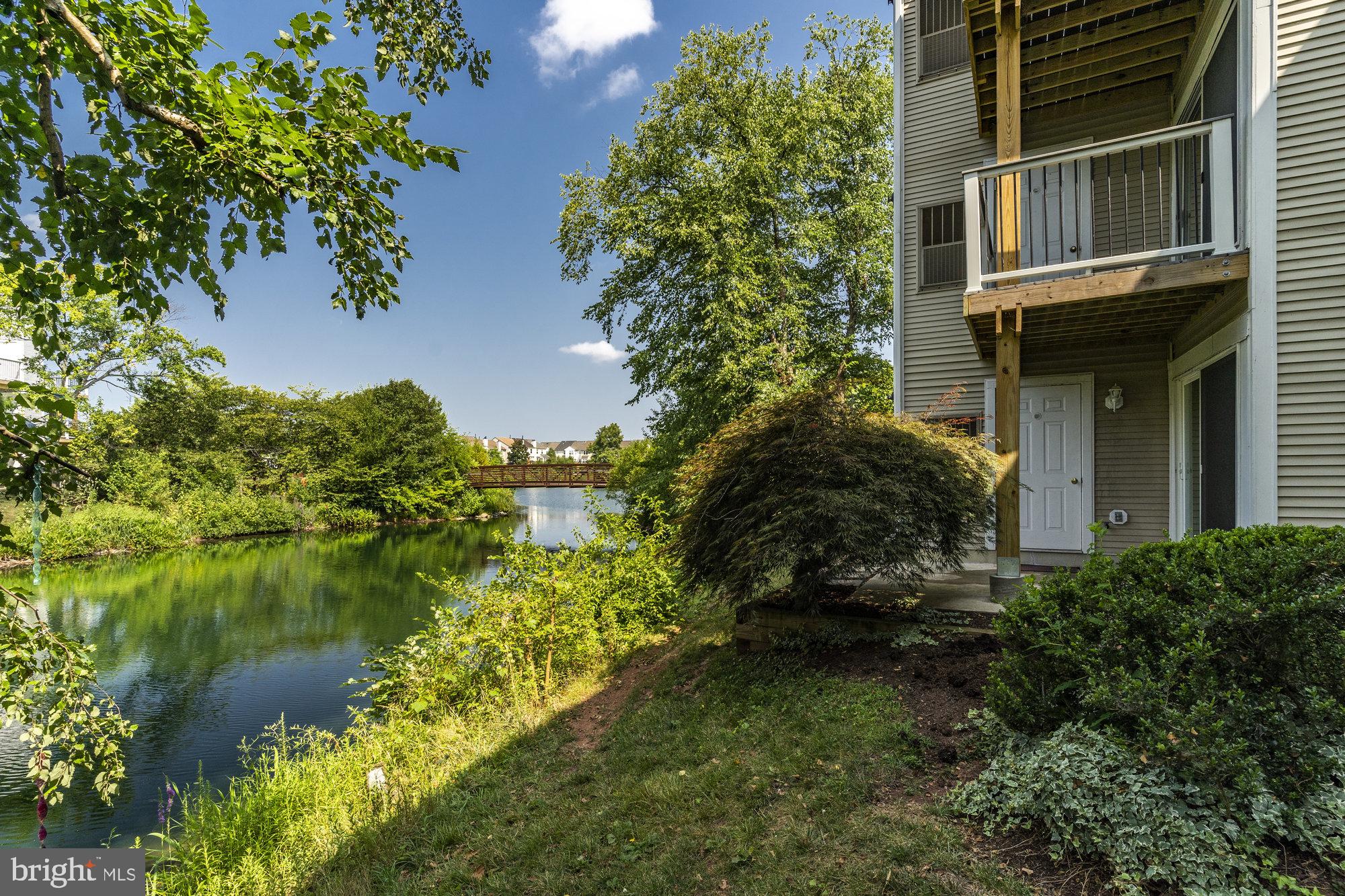 ASHBURN VILLAGE - Residential