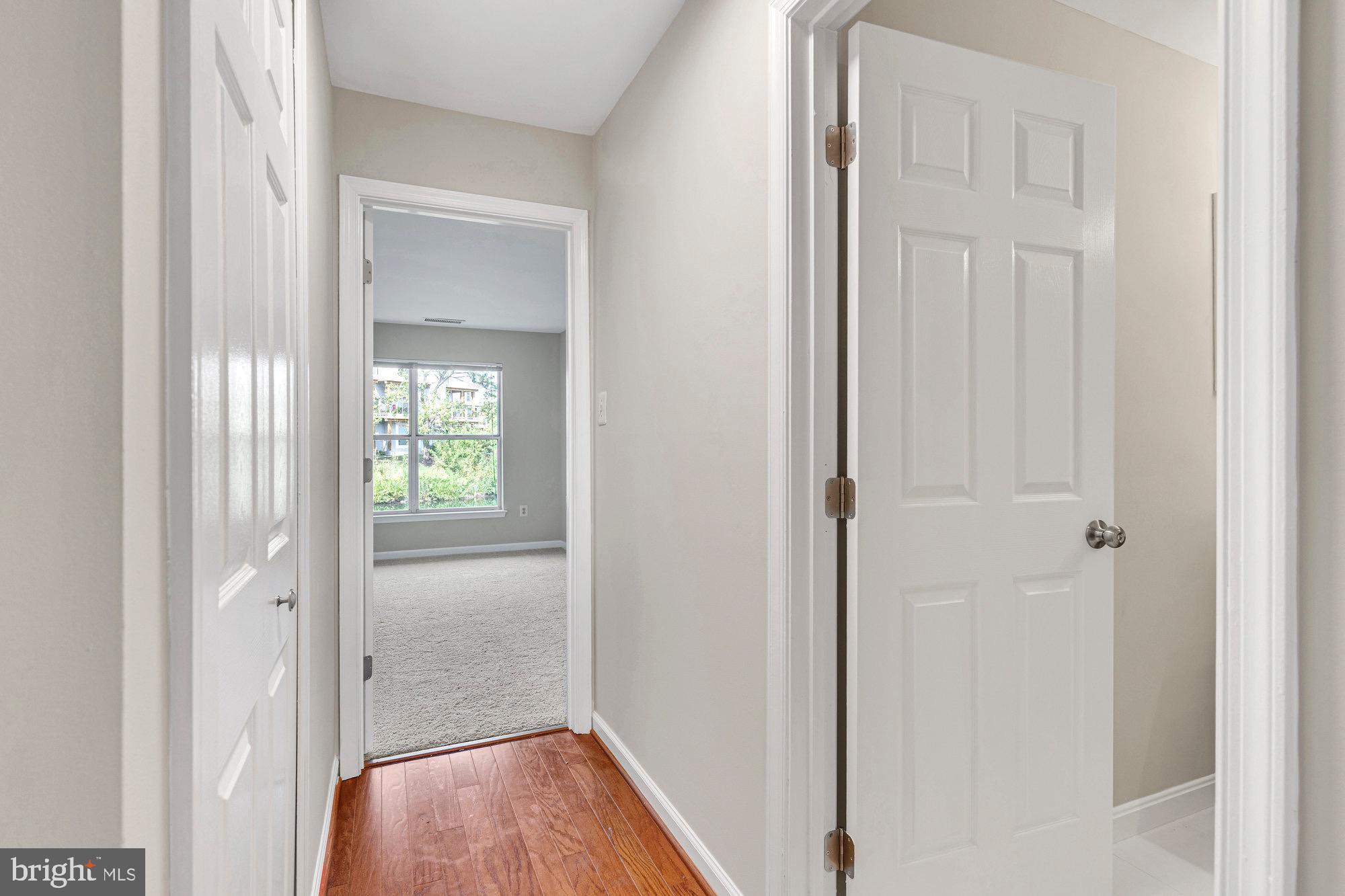 ASHBURN VILLAGE - Residential