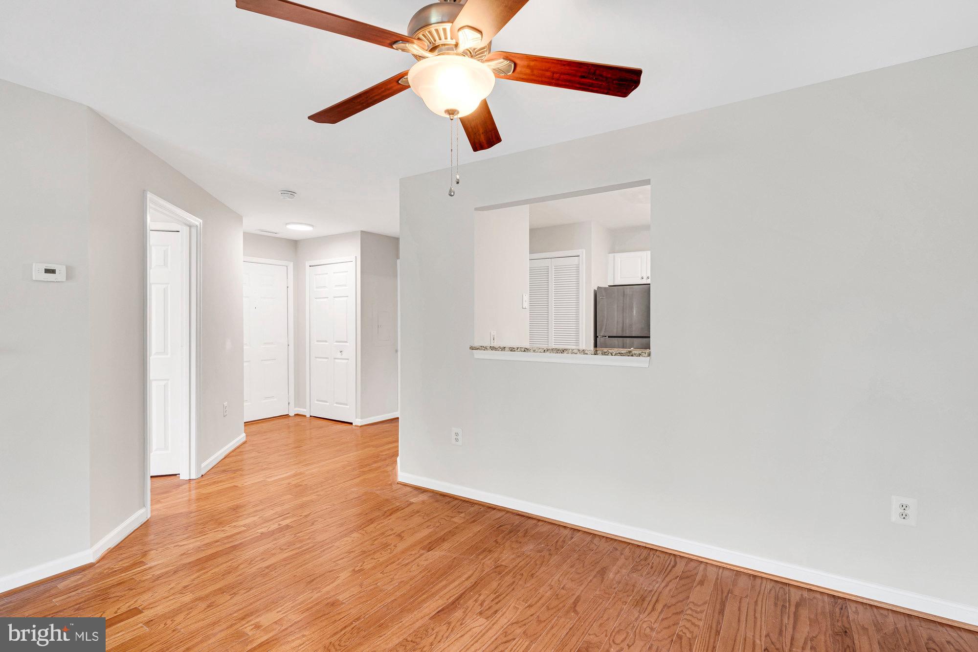 ASHBURN VILLAGE - Residential